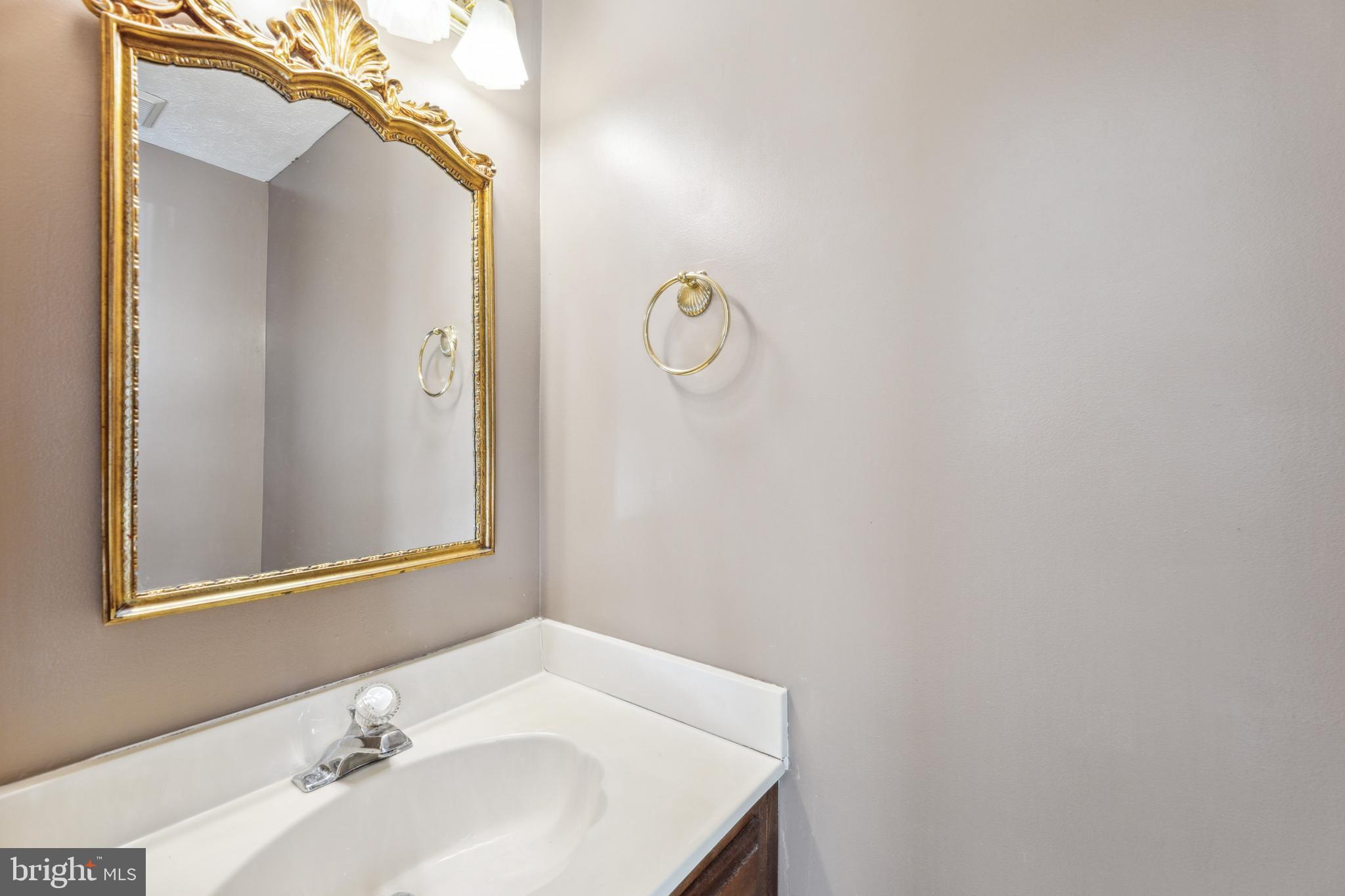 MONTCLAIR - Residential Lease