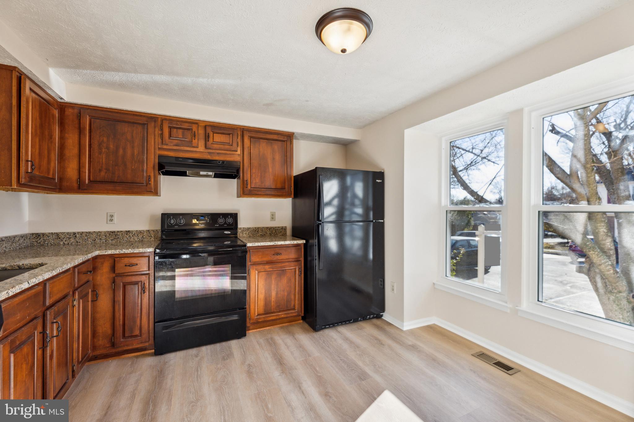 MONTCLAIR - Residential Lease