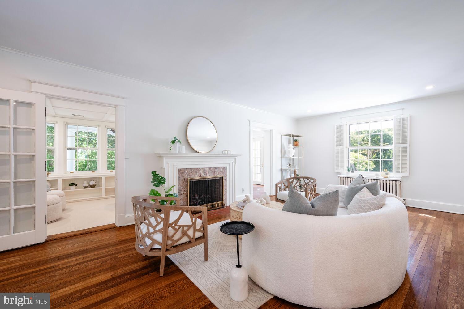 CHEVY CHASE VILLAGE - Residential