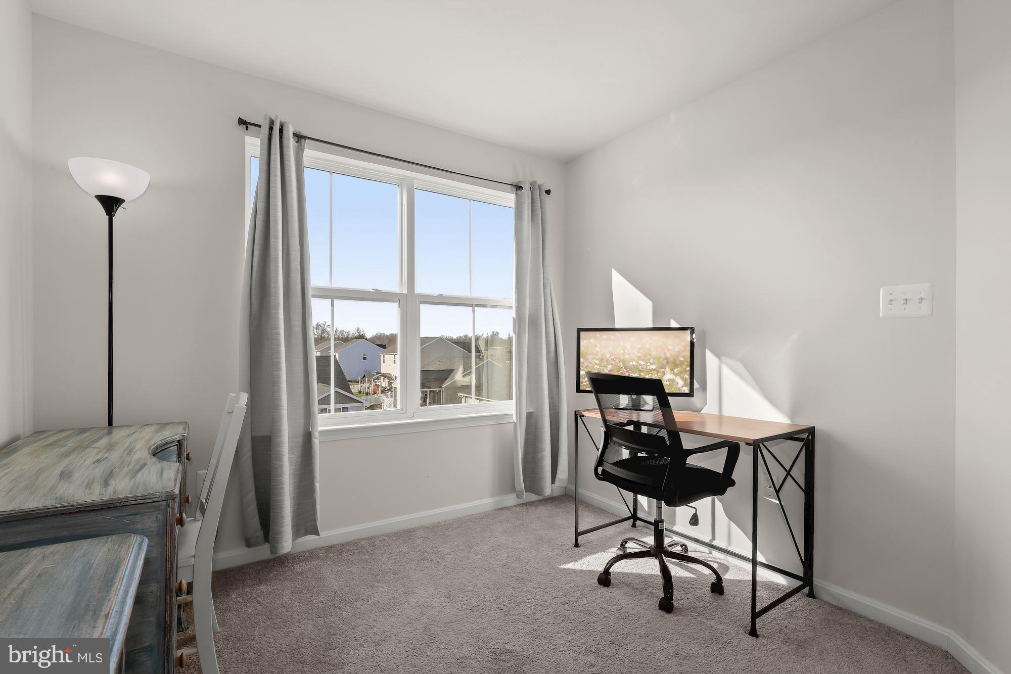 MEADE'S CROSSING - Residential