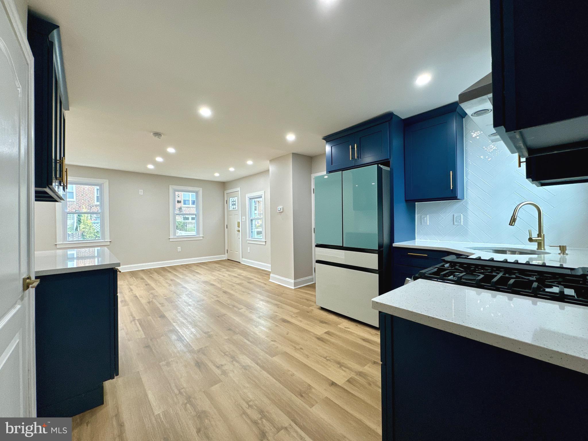 HOLMESBURG - Residential