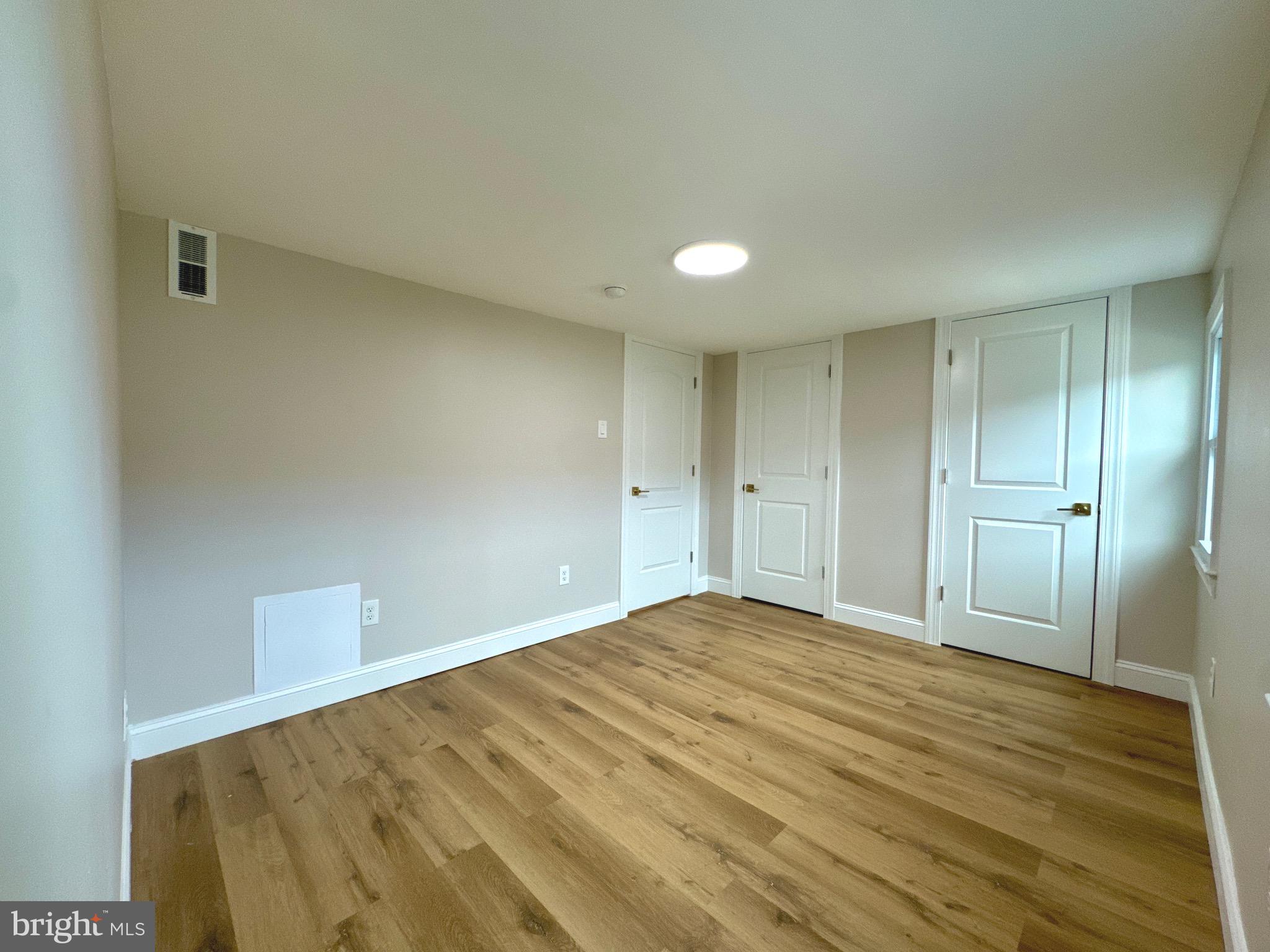 HOLMESBURG - Residential