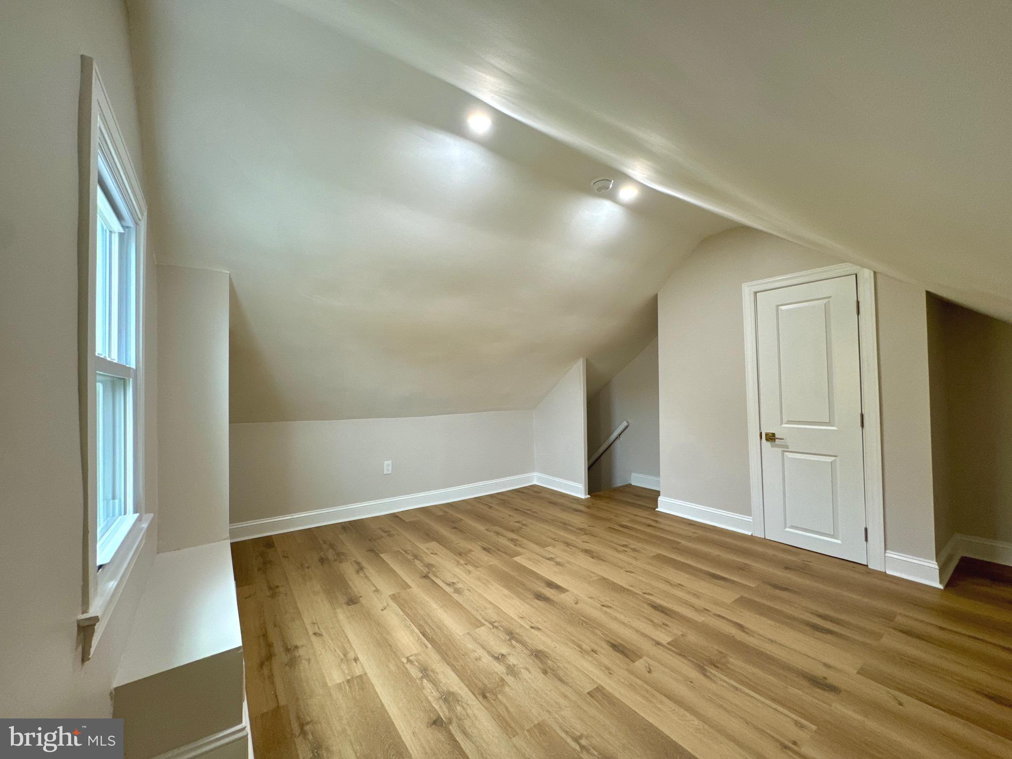 HOLMESBURG - Residential