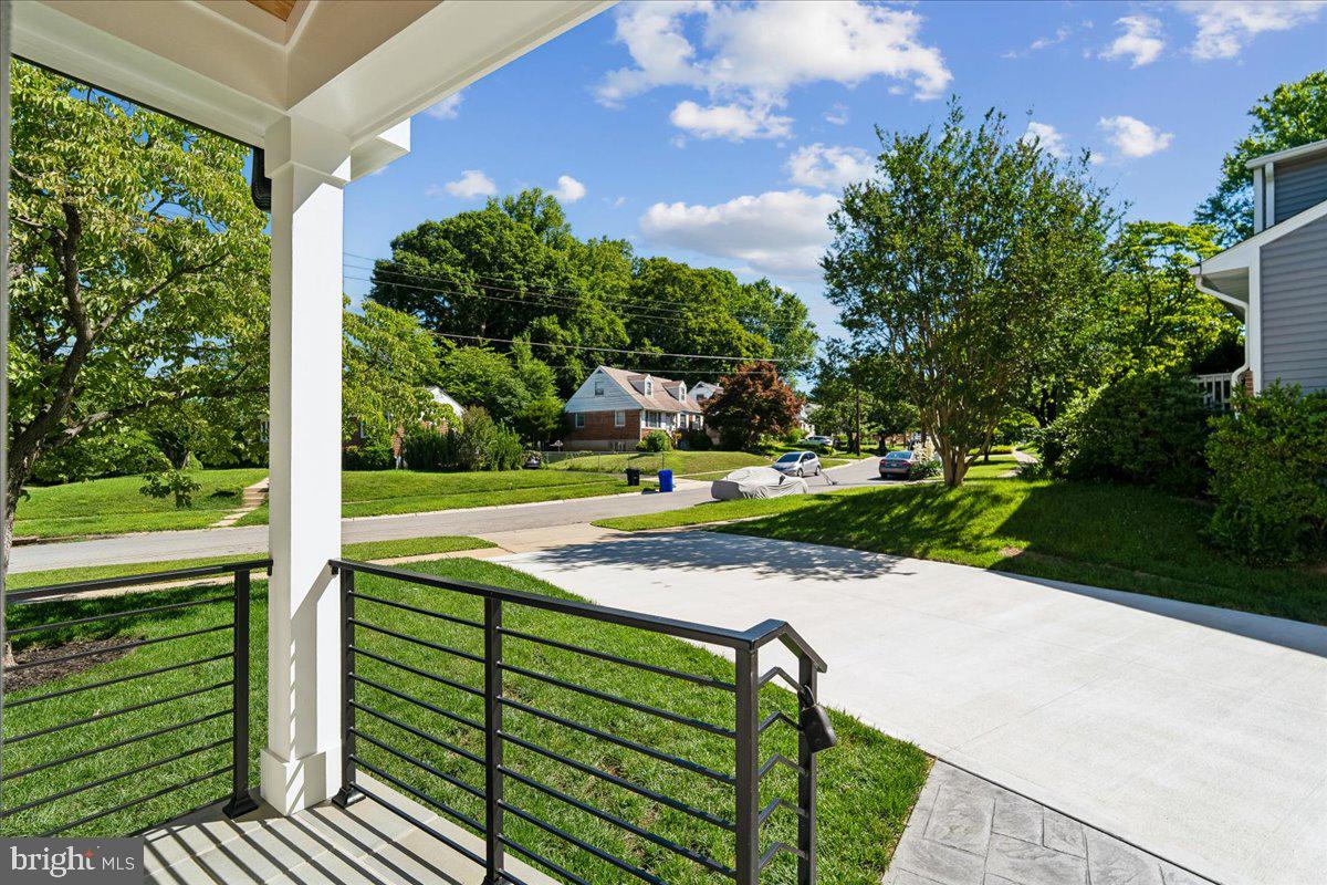 ROCK CREEK PALISADES - Residential