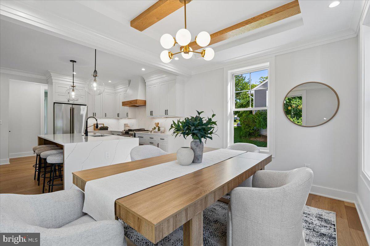 ROCK CREEK PALISADES - Residential