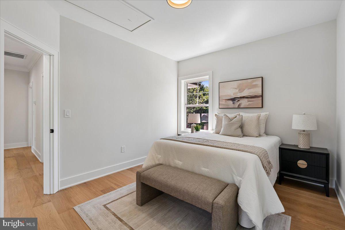 ROCK CREEK PALISADES - Residential