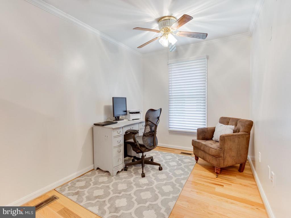 NORTH CHESAPEAKE BEACH - Residential