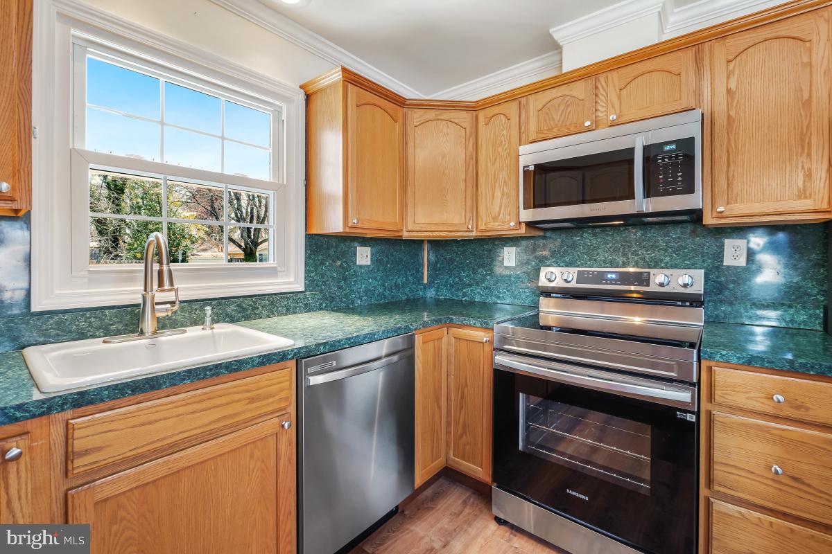 LAKE RIDGE - Residential
