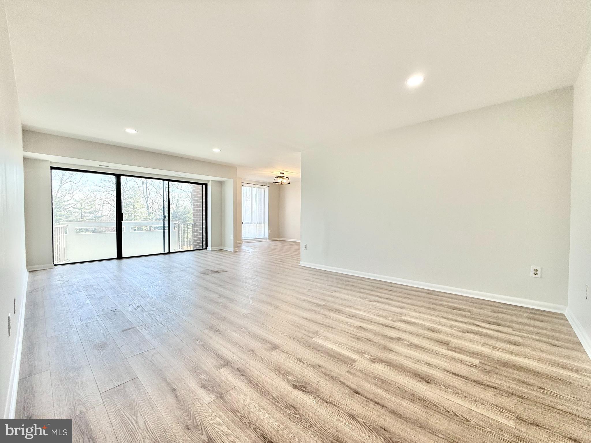 PIKESVILLE - Residential