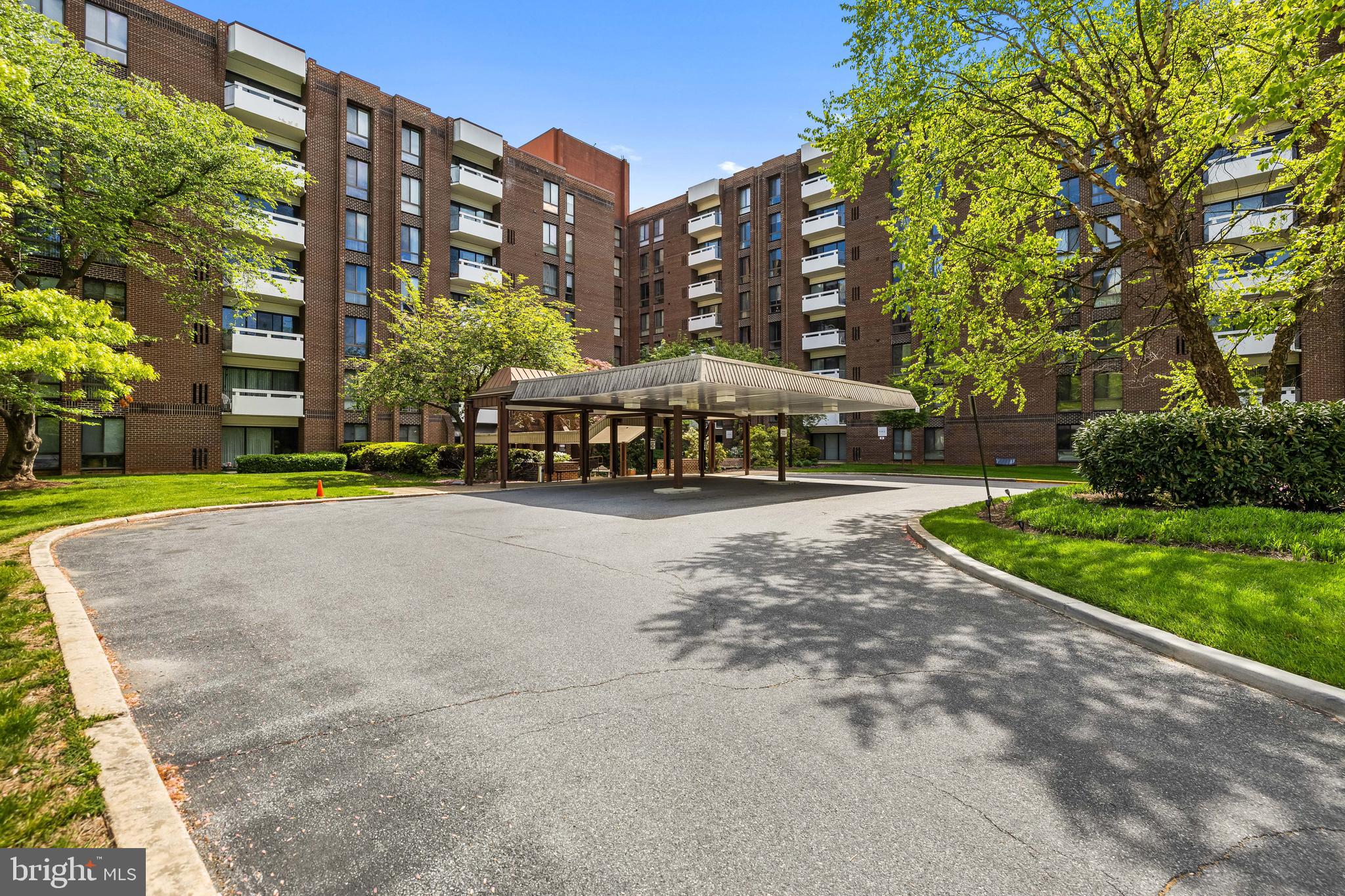 PIKESVILLE - Residential