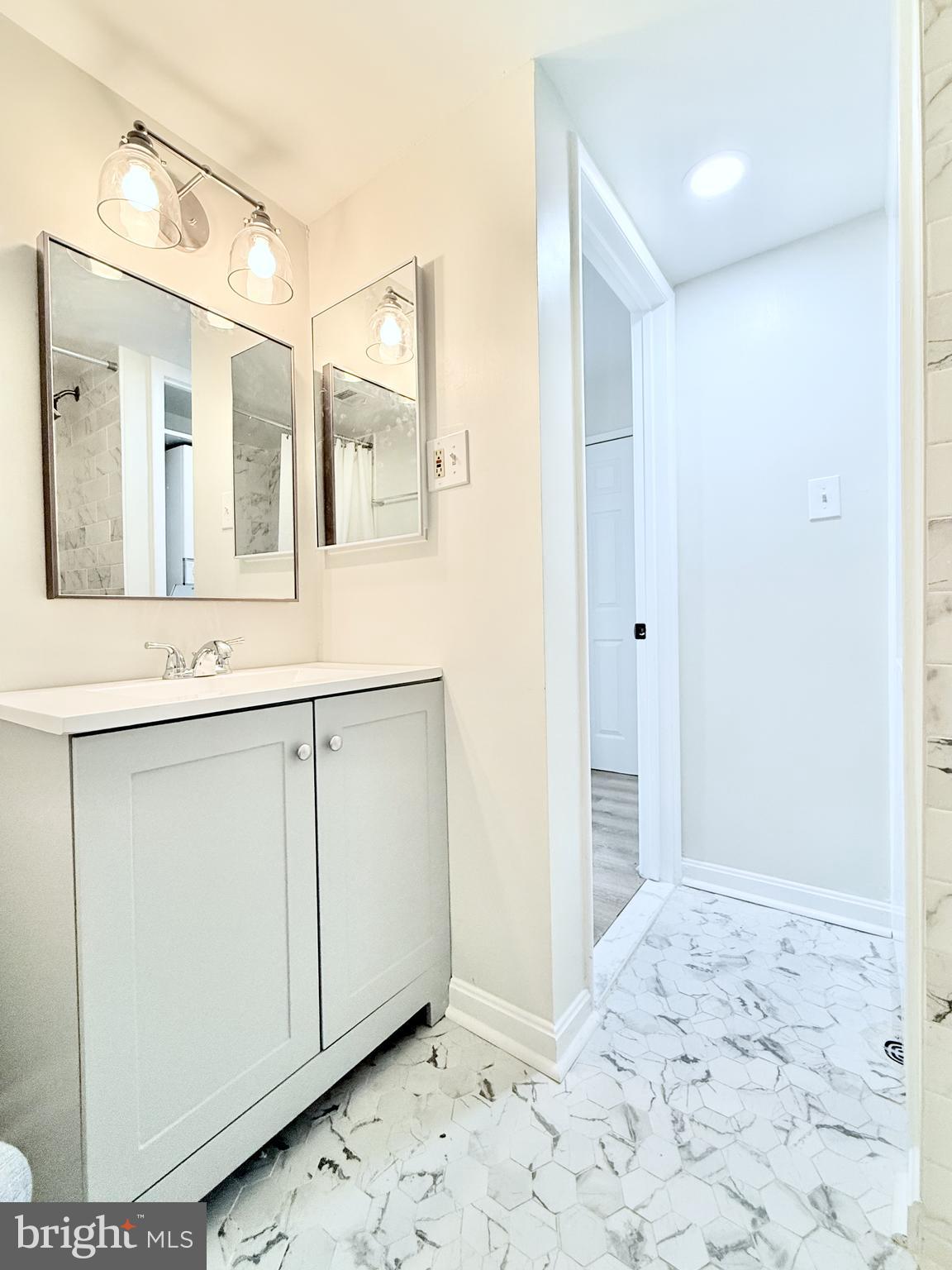 PIKESVILLE - Residential