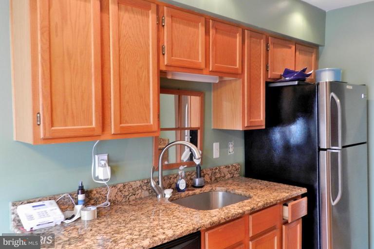 THE VILLAGE AT GREENS OF PATUXENT - Residential Lease