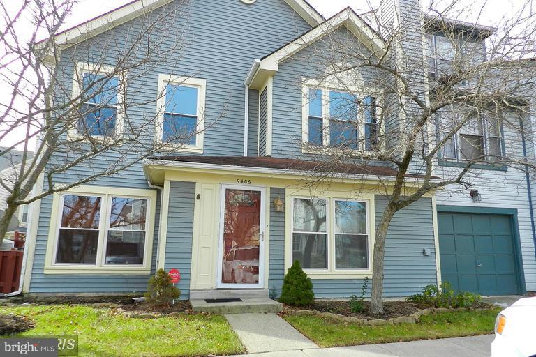 UpGraded and UpDated Garage End Unit in quiet Golf club neighborhood of the Village at Greens* Two levels of delight**Deck off large Kitchen for grilling** Stainless and Granite Upgrades* 3/2 upstairs w/generous sized bedrooms and tiled showcase baths** Fireplace in living room*tenant to be out by 1 Feb*