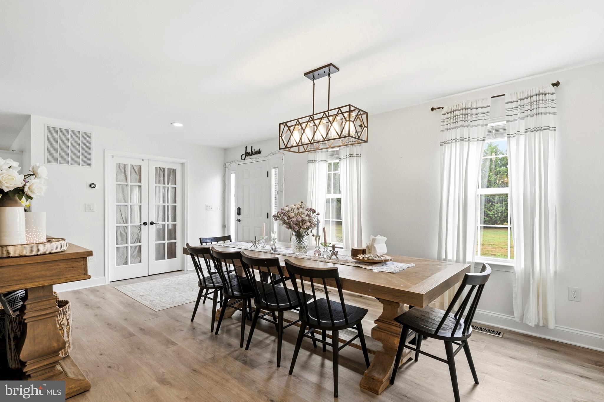 FOUR MEADOWS - Residential