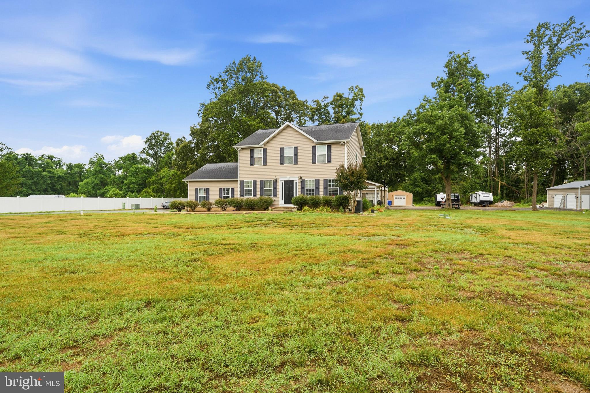 FOUR MEADOWS - Residential