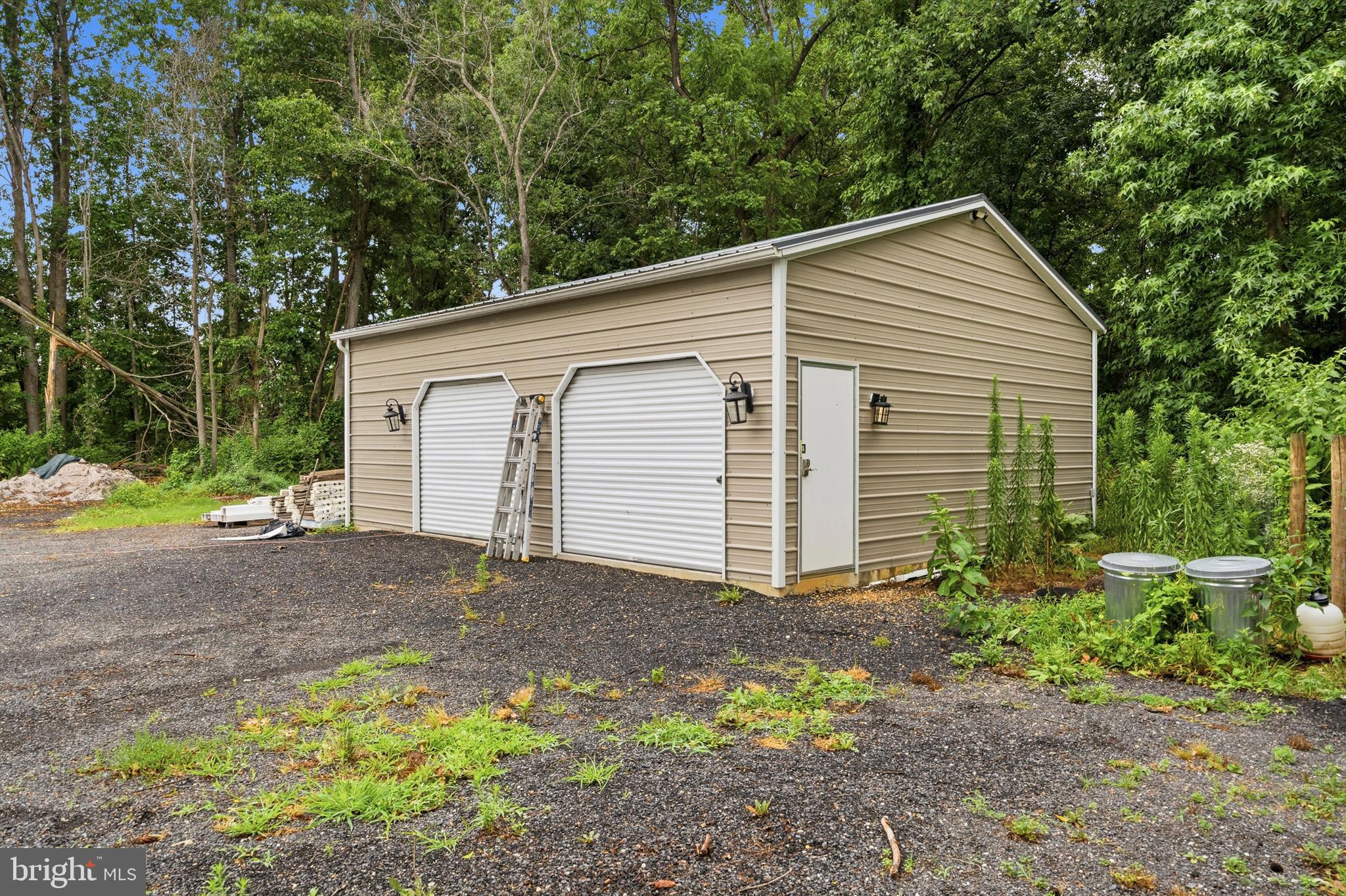 FOUR MEADOWS - Residential