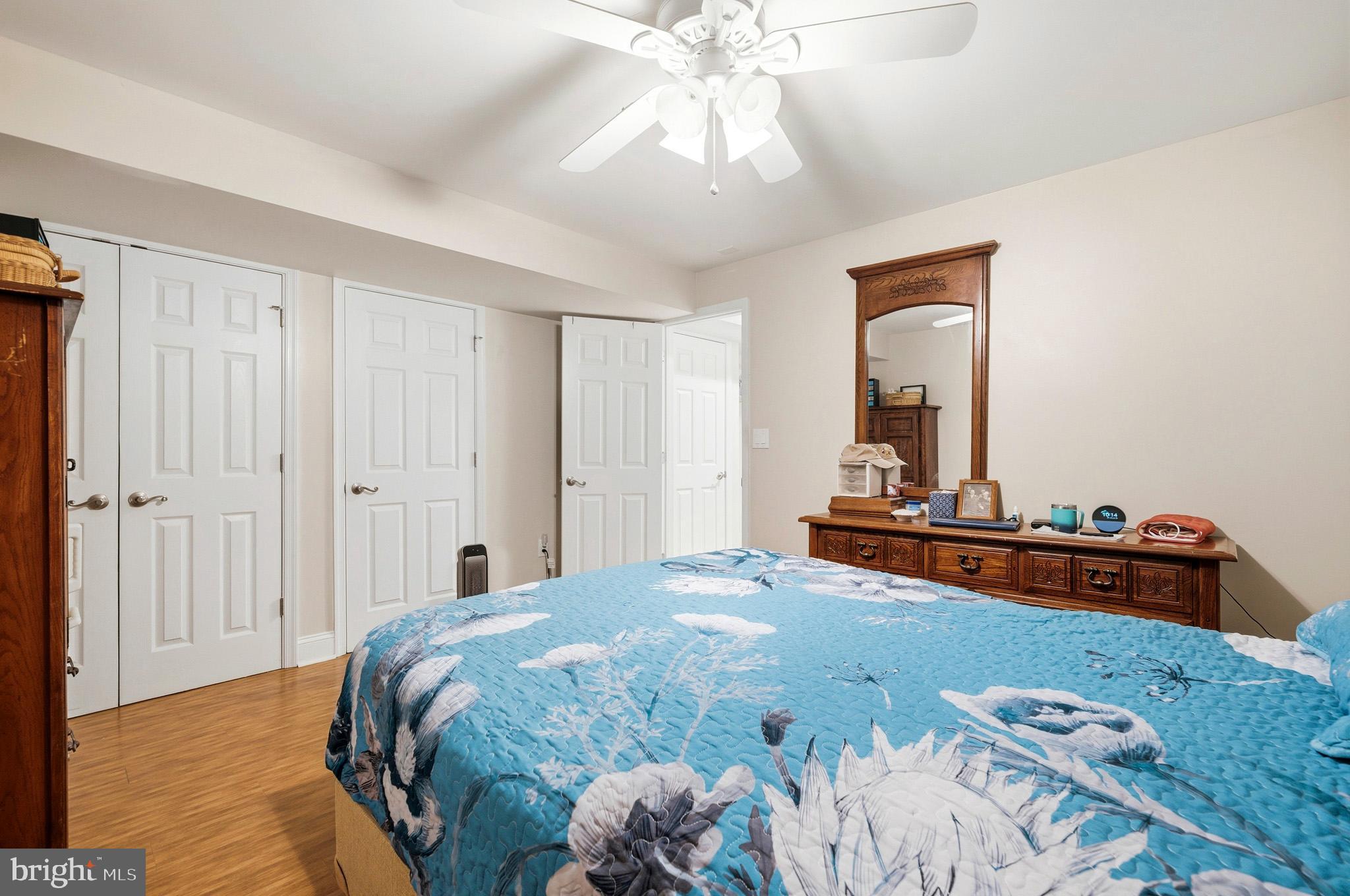 FOUR MEADOWS - Residential