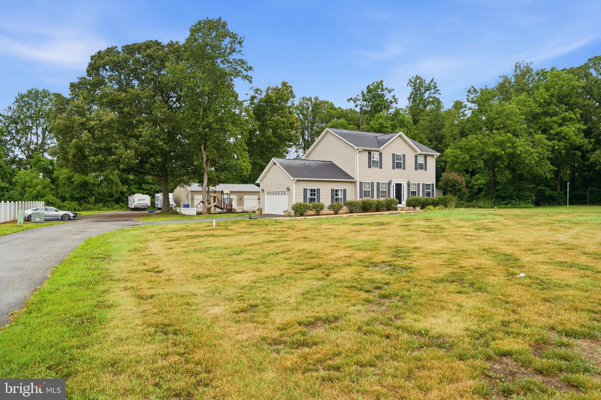 FOUR MEADOWS - Residential