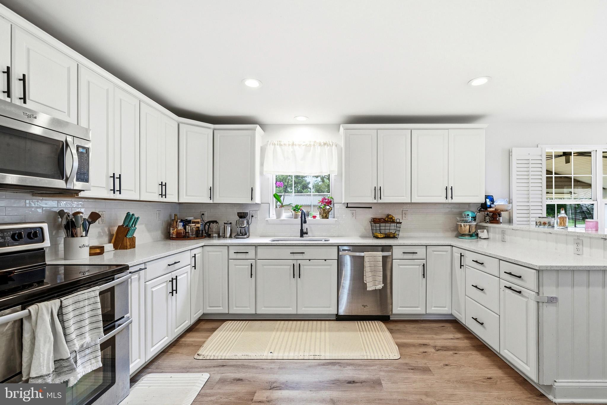 FOUR MEADOWS - Residential