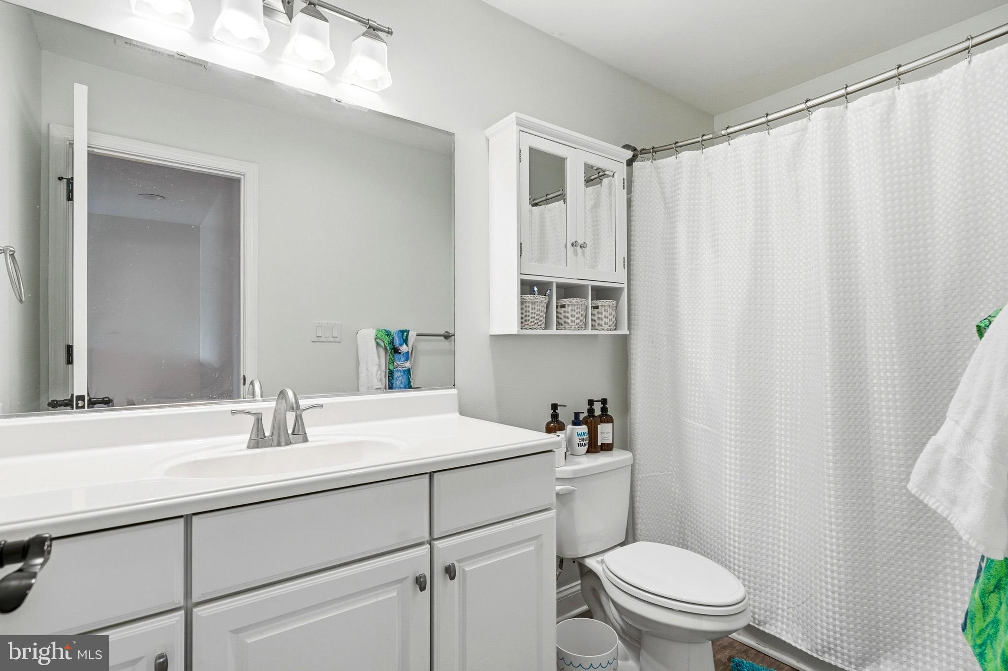 FOUR MEADOWS - Residential