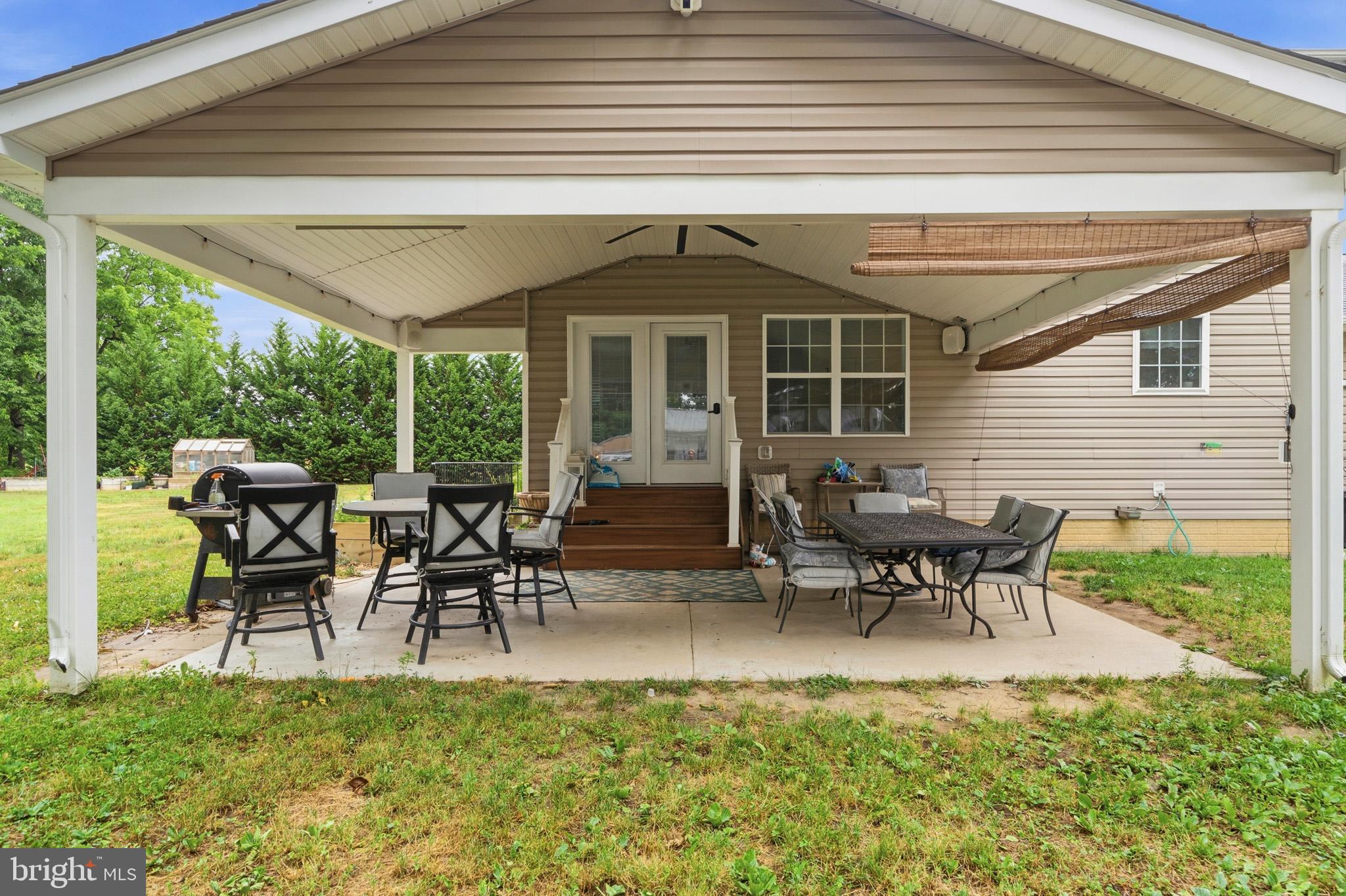 FOUR MEADOWS - Residential