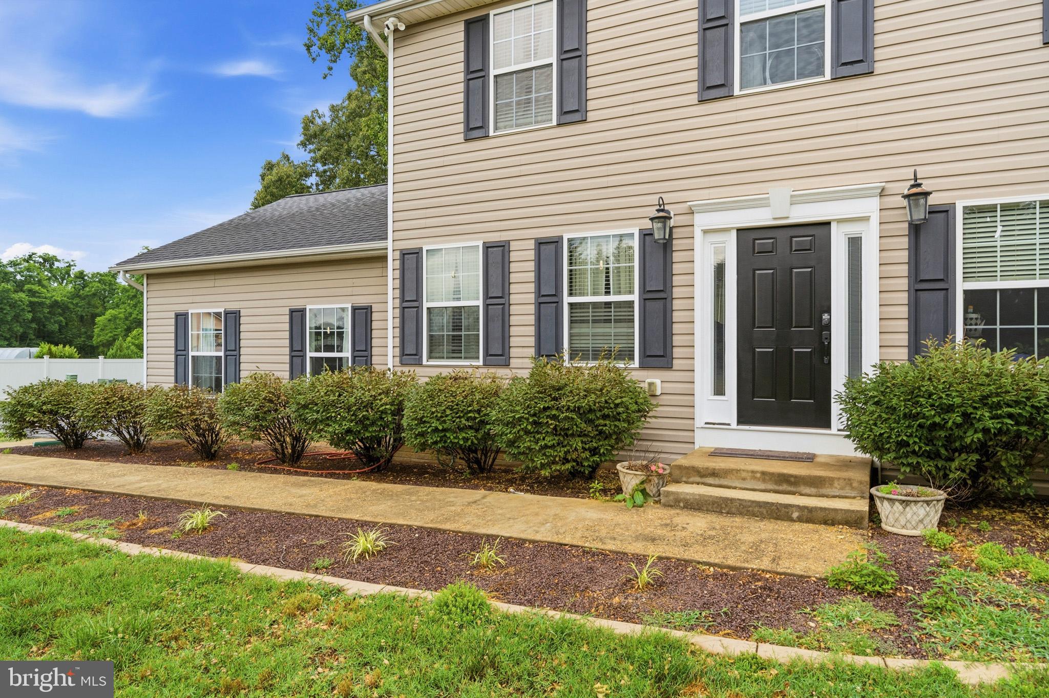 FOUR MEADOWS - Residential
