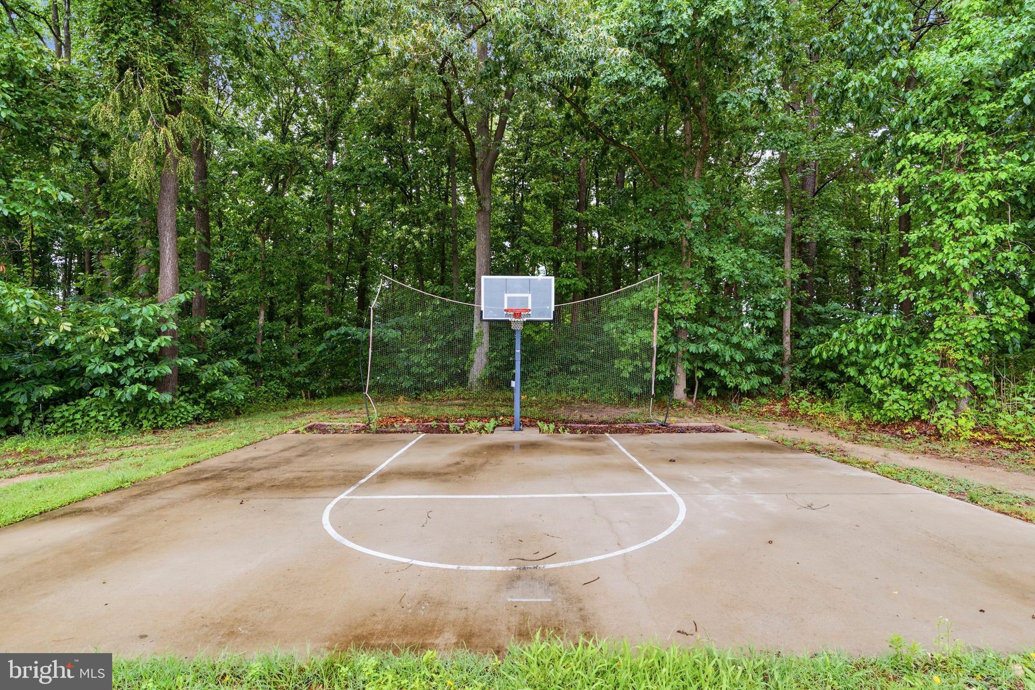 FOUR MEADOWS - Residential