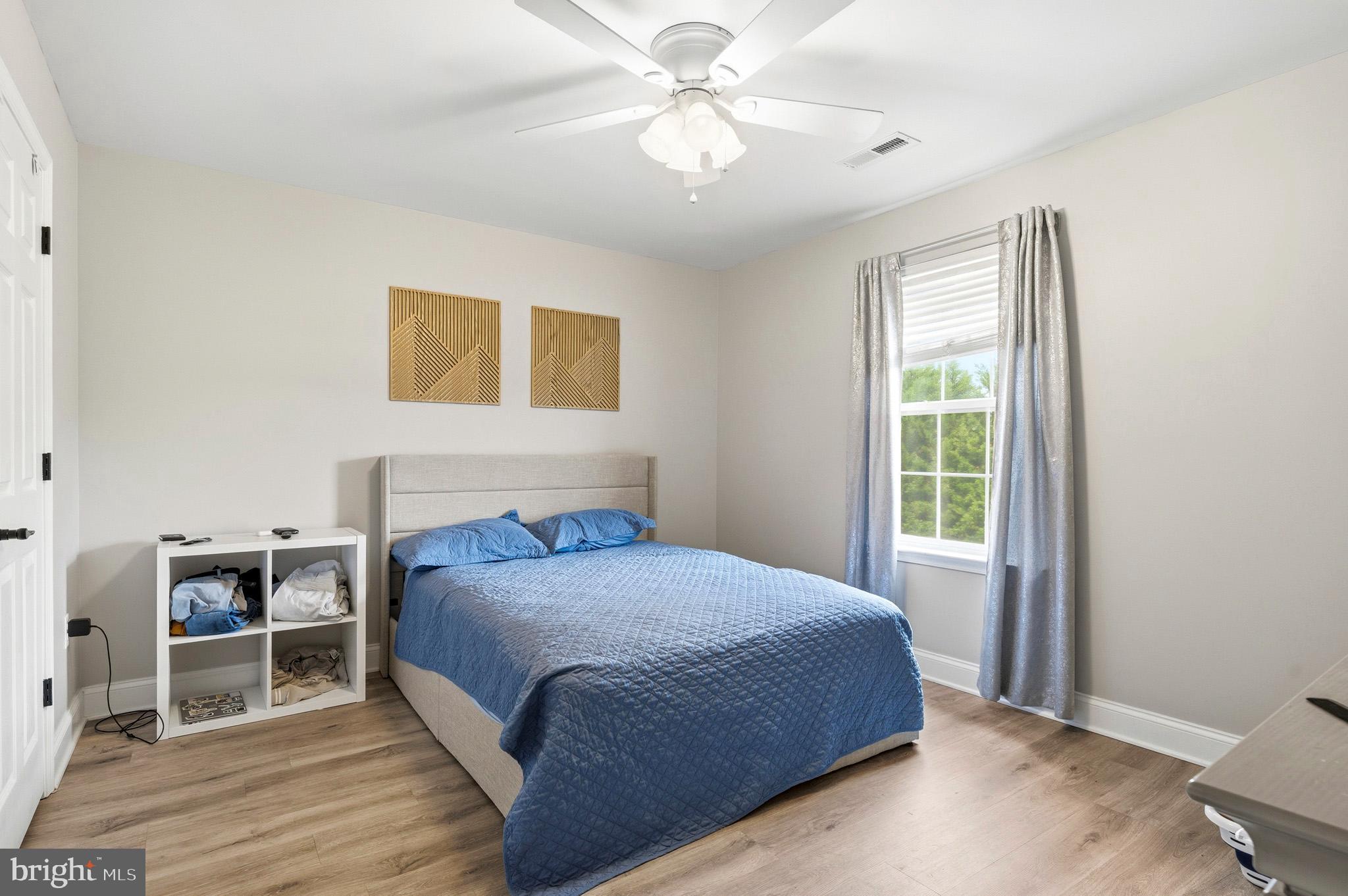 FOUR MEADOWS - Residential