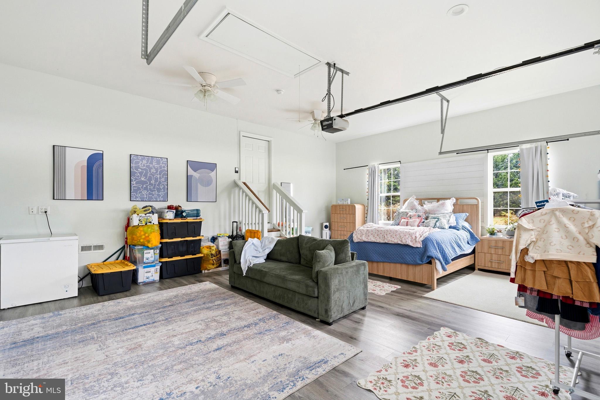 FOUR MEADOWS - Residential