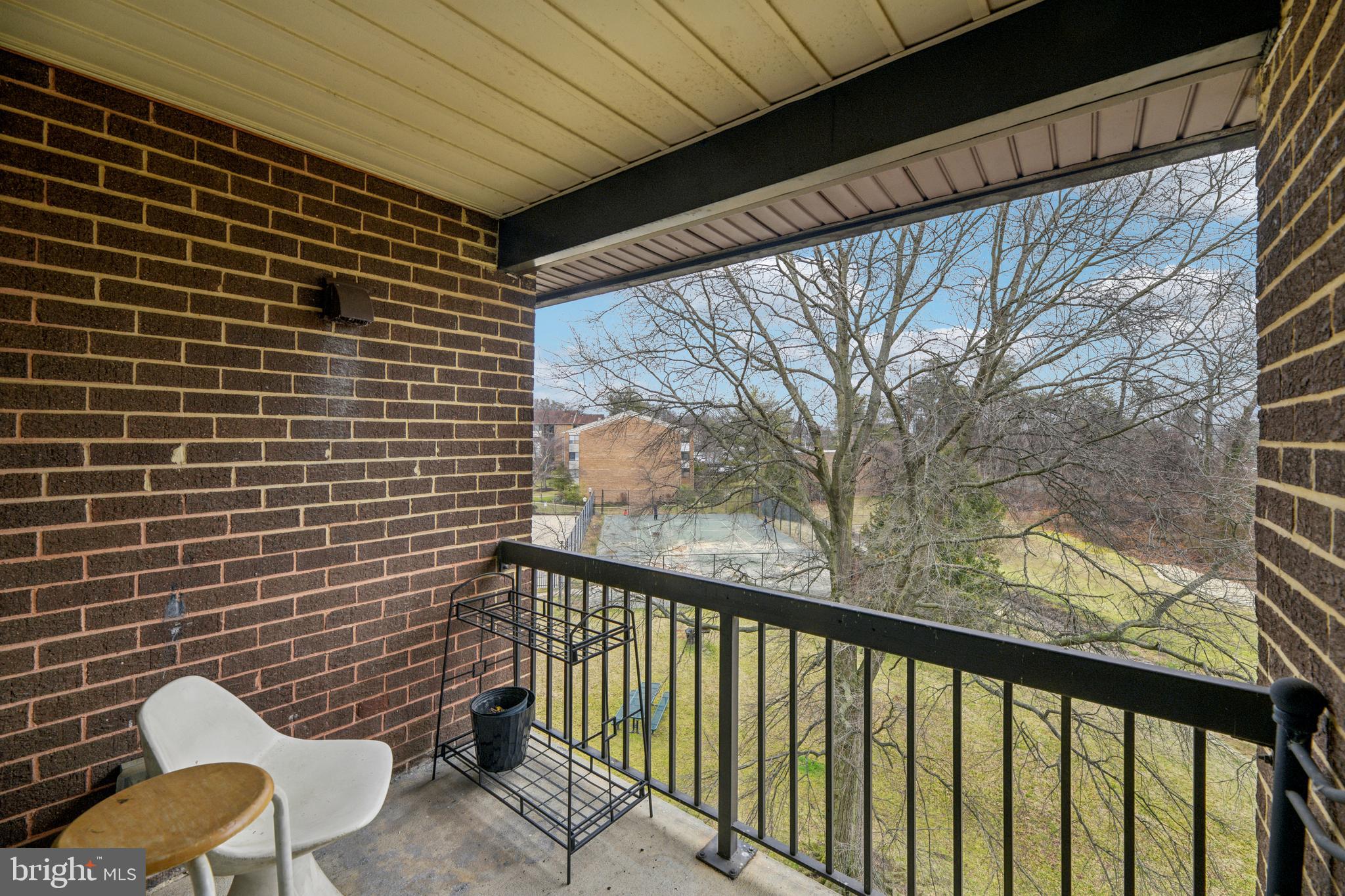 CHERRY GLEN CONDOS - Residential