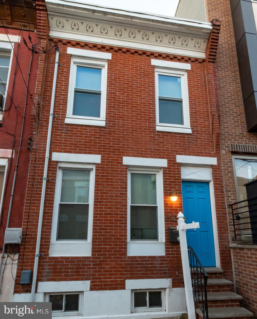 POINT BREEZE - Residential