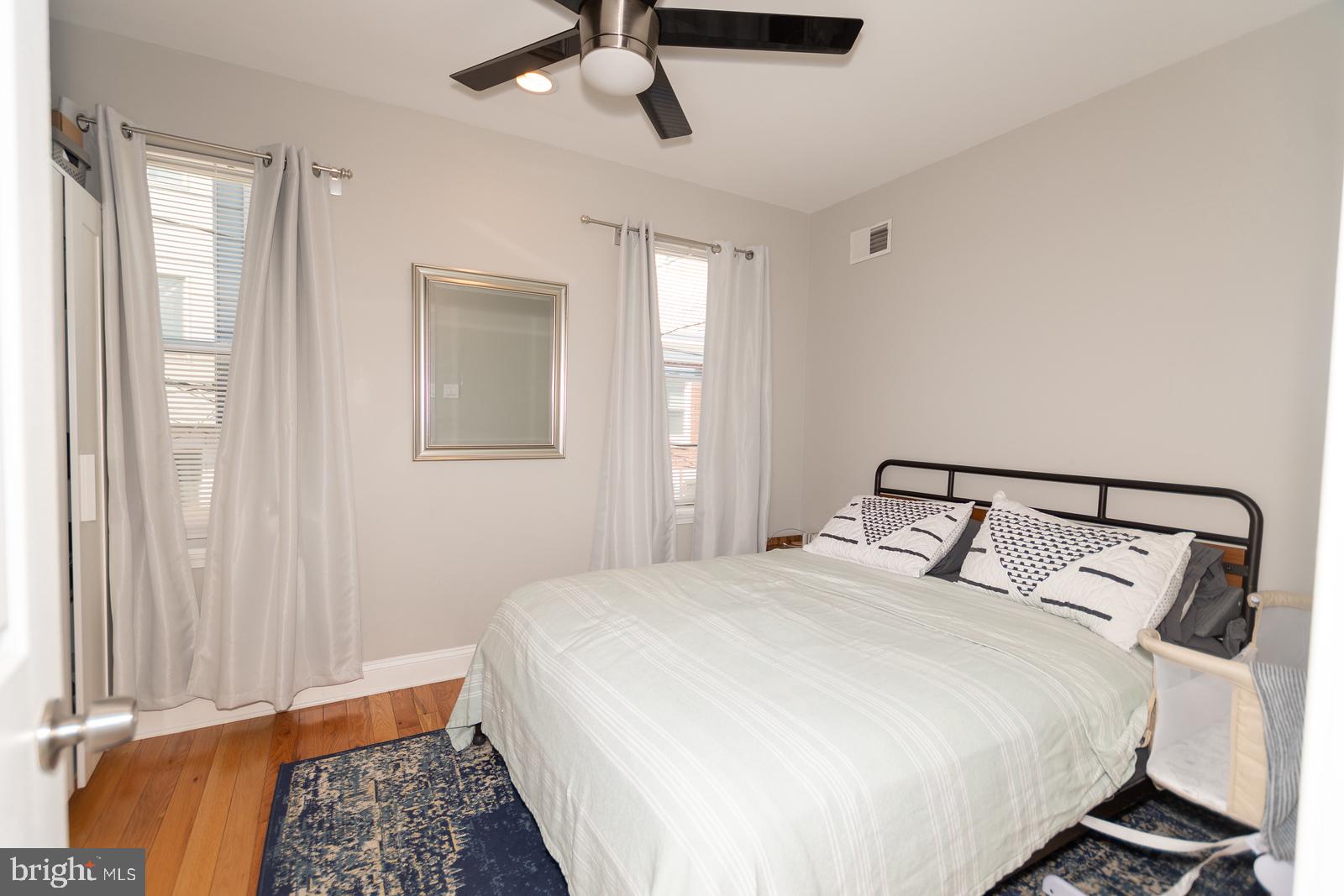 POINT BREEZE - Residential