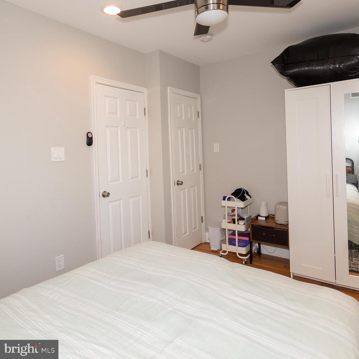 POINT BREEZE - Residential