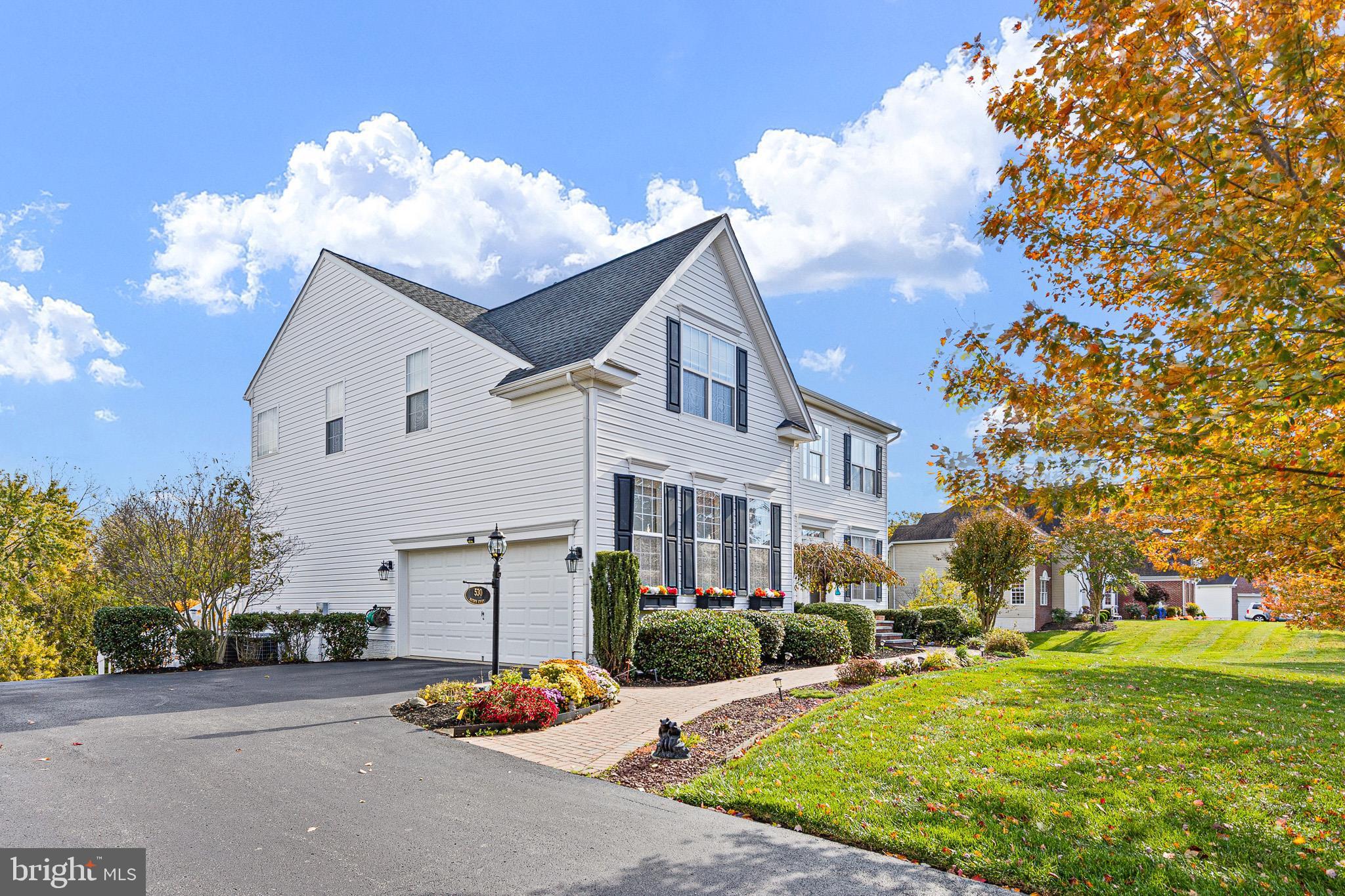 SHANNON COVE - Residential