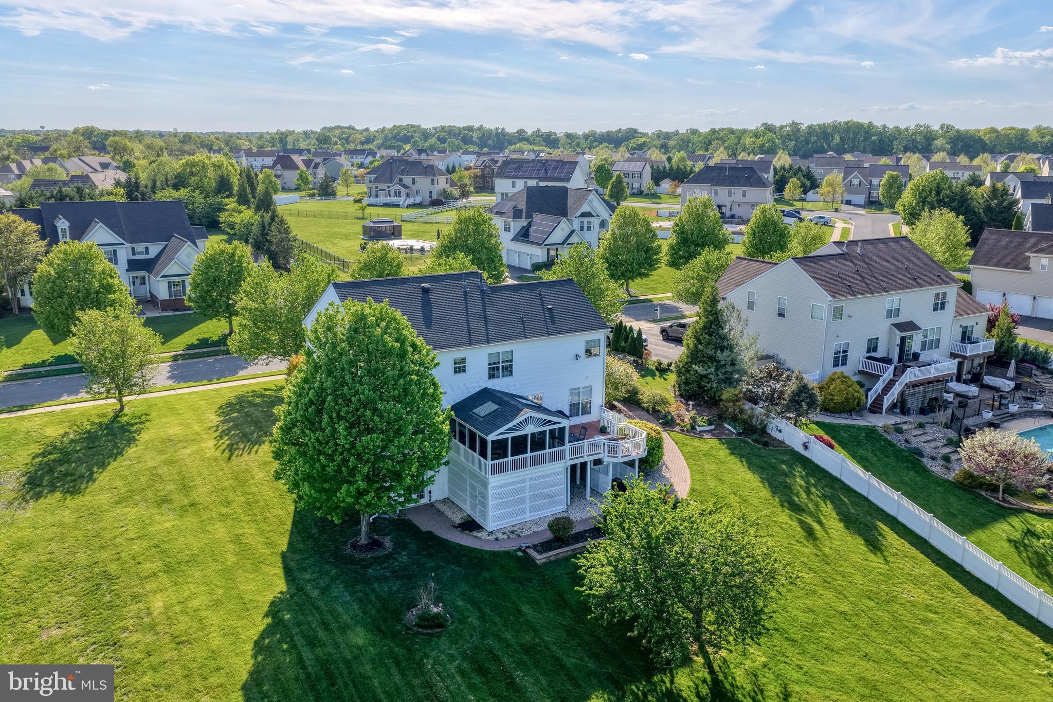 SHANNON COVE - Residential