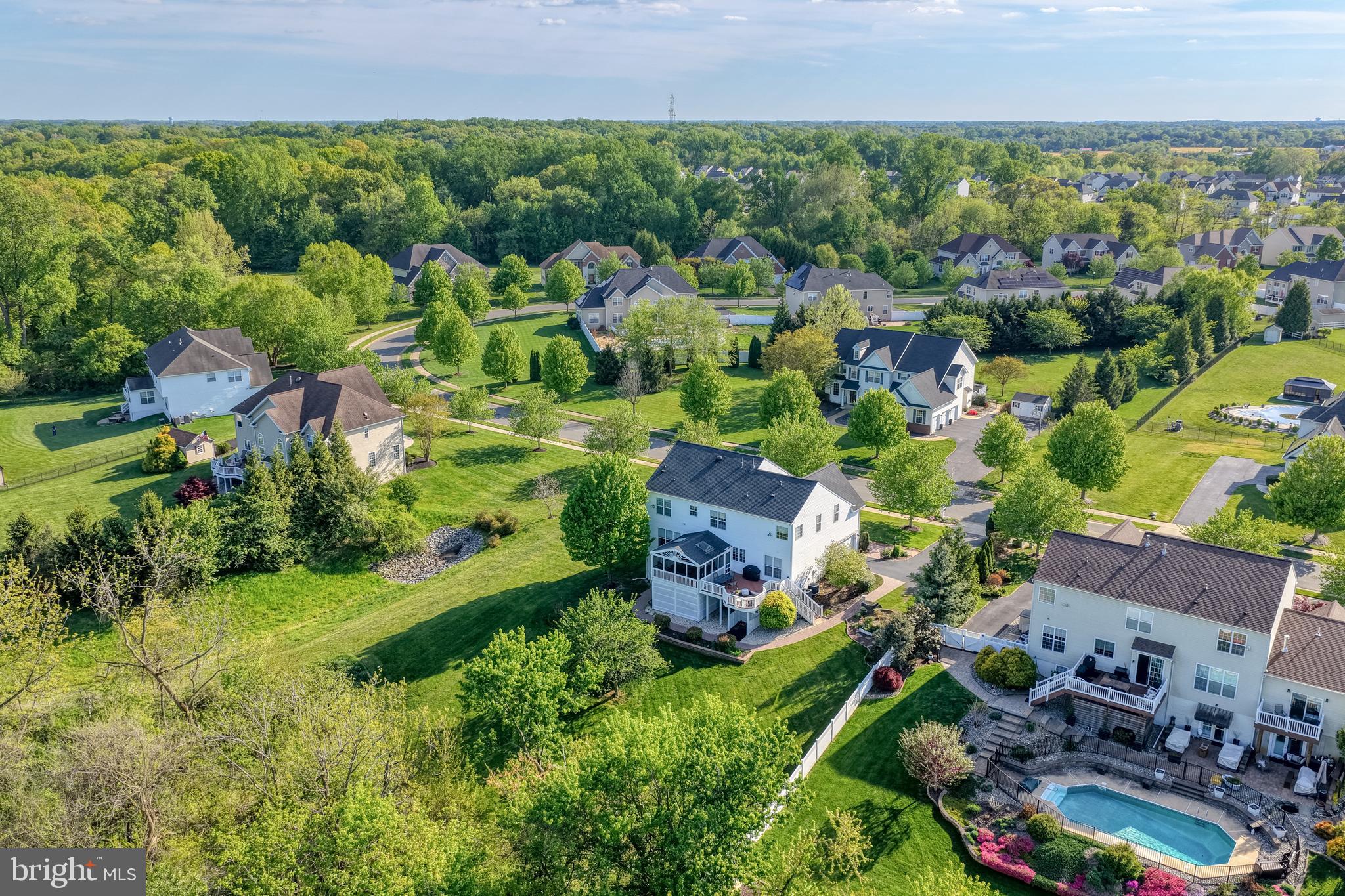 SHANNON COVE - Residential
