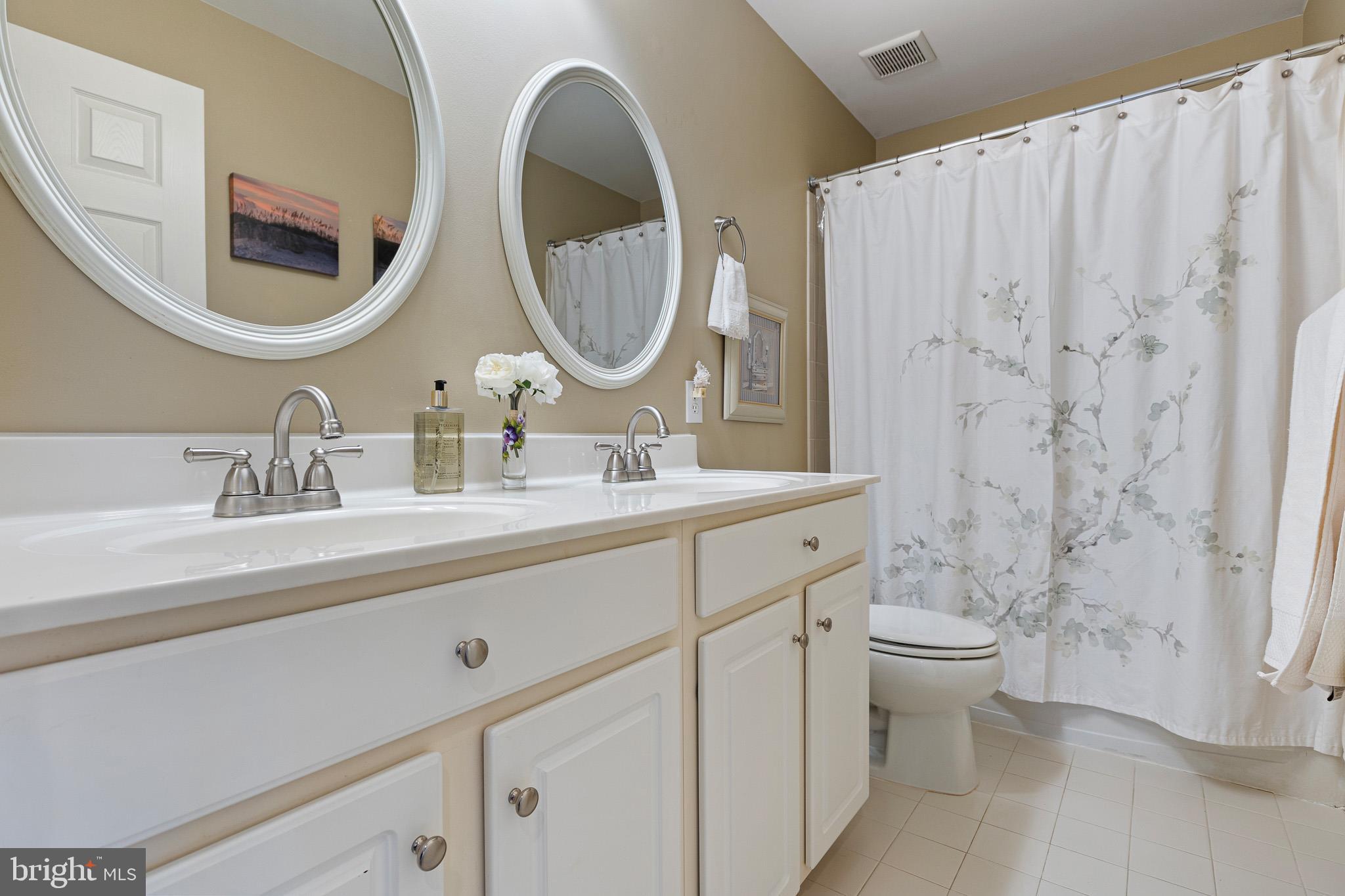 SHANNON COVE - Residential