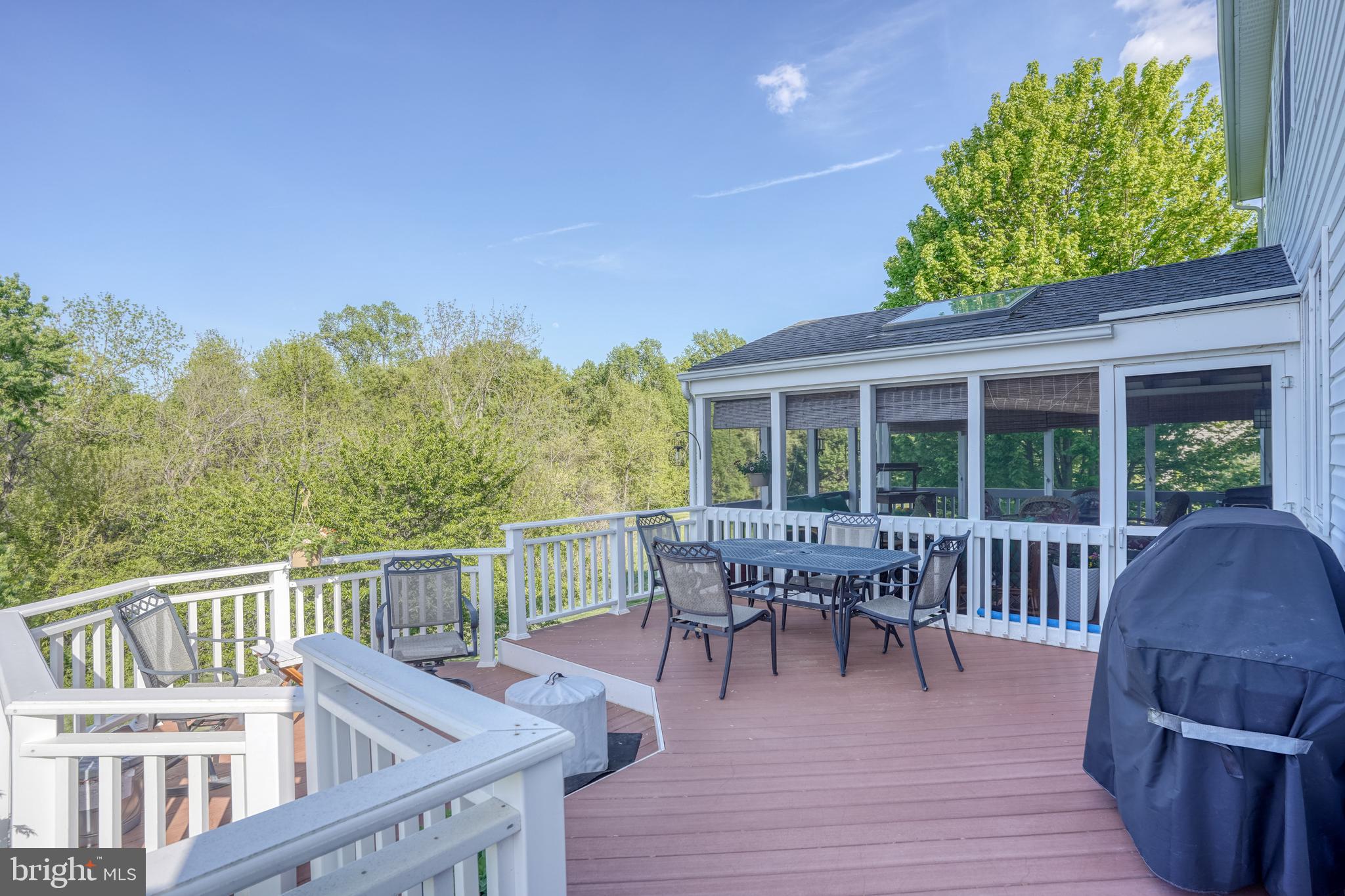SHANNON COVE - Residential
