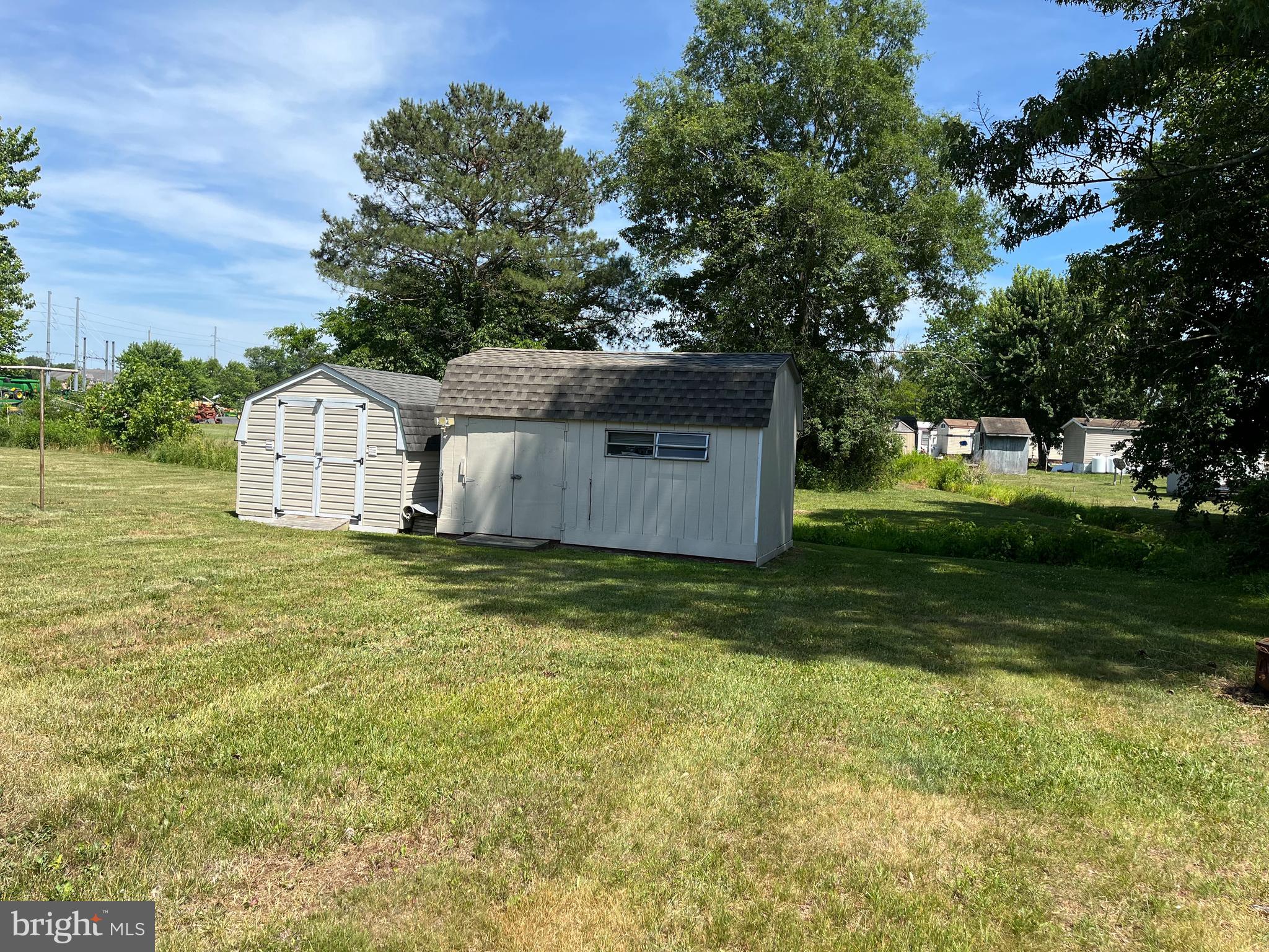 BAY COUNTRY VILLAGE - Residential