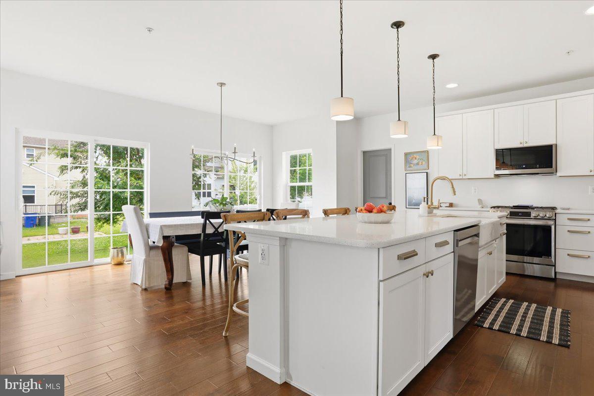 ROCKY SPRINGS RESERVE - Residential
