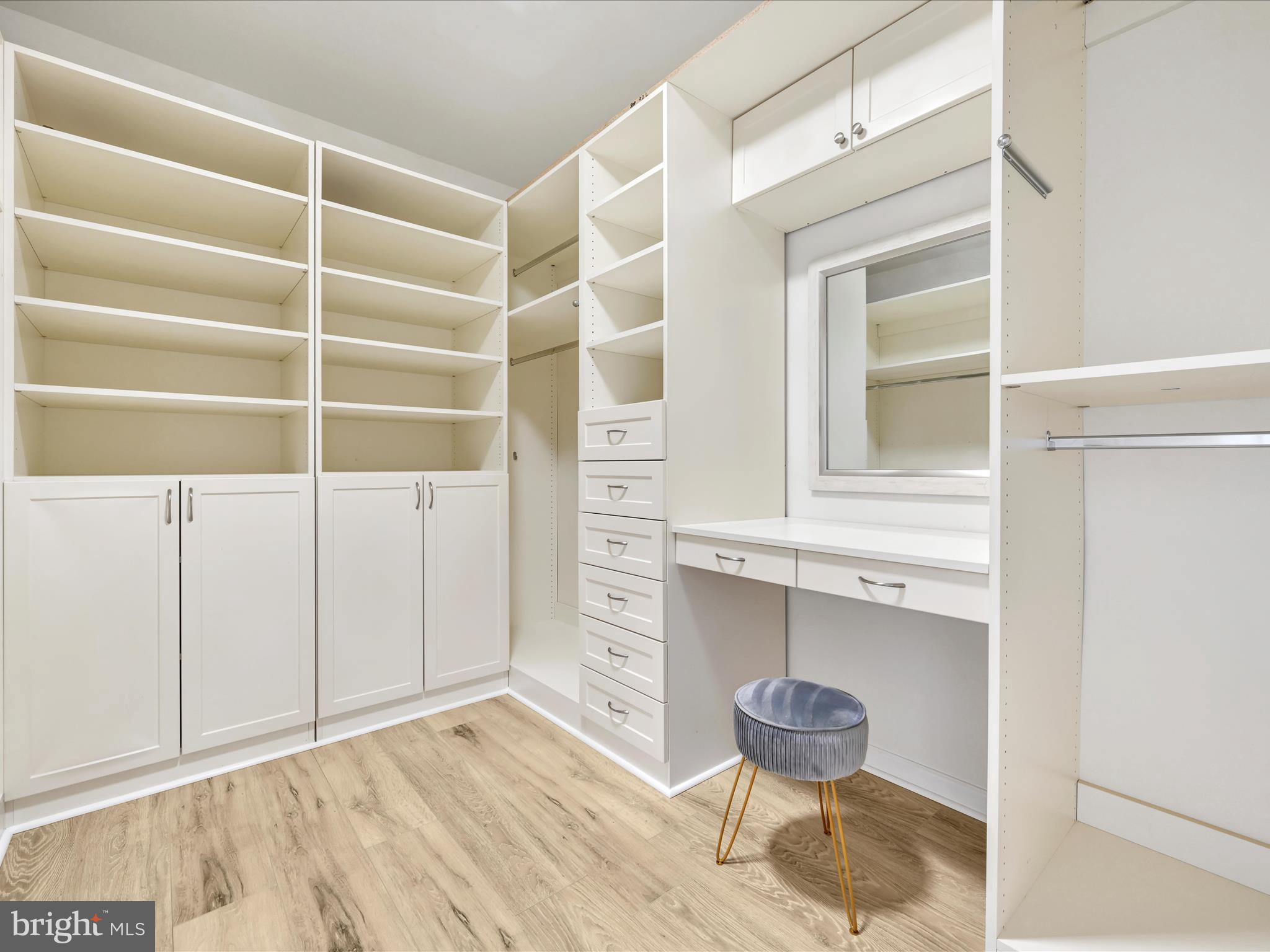 HUNTINGDON PLACE - Residential