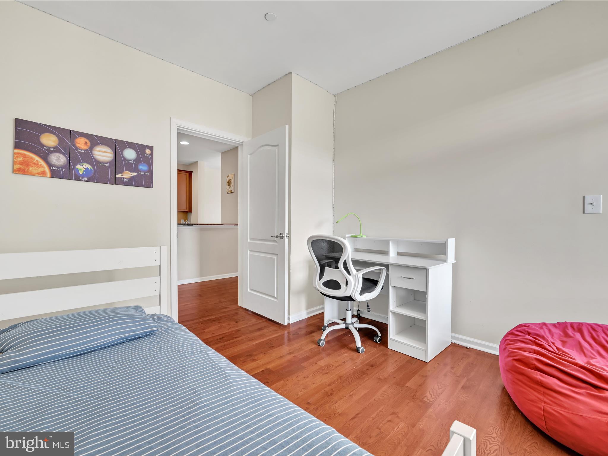 HUNTINGDON PLACE - Residential