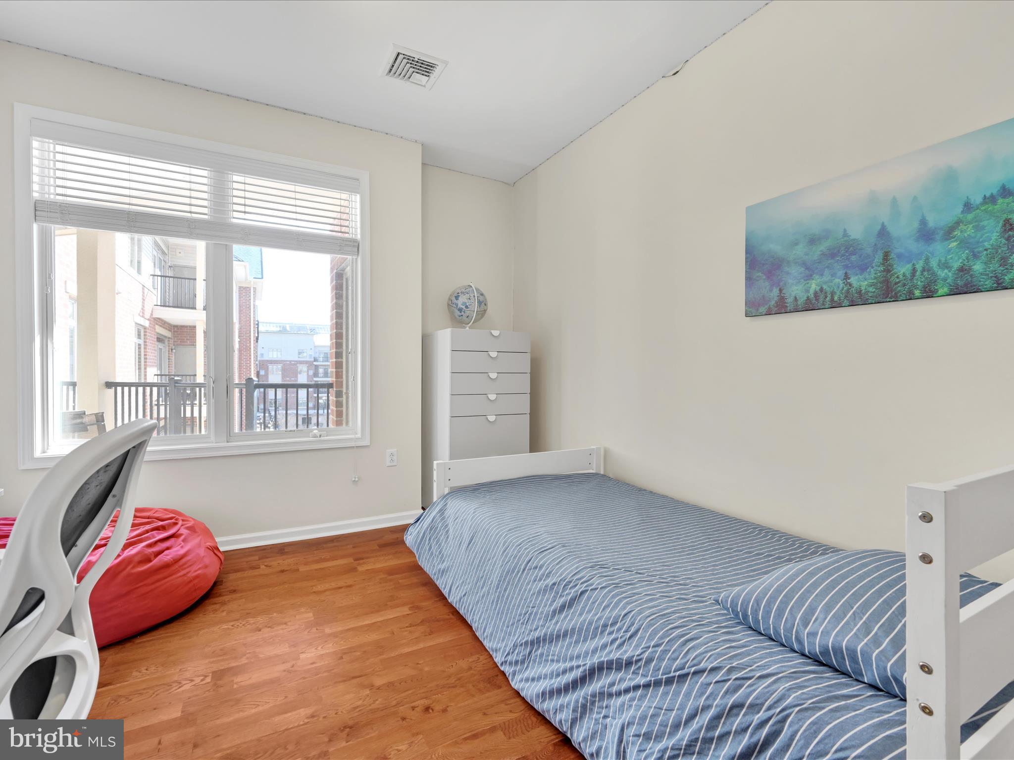 HUNTINGDON PLACE - Residential