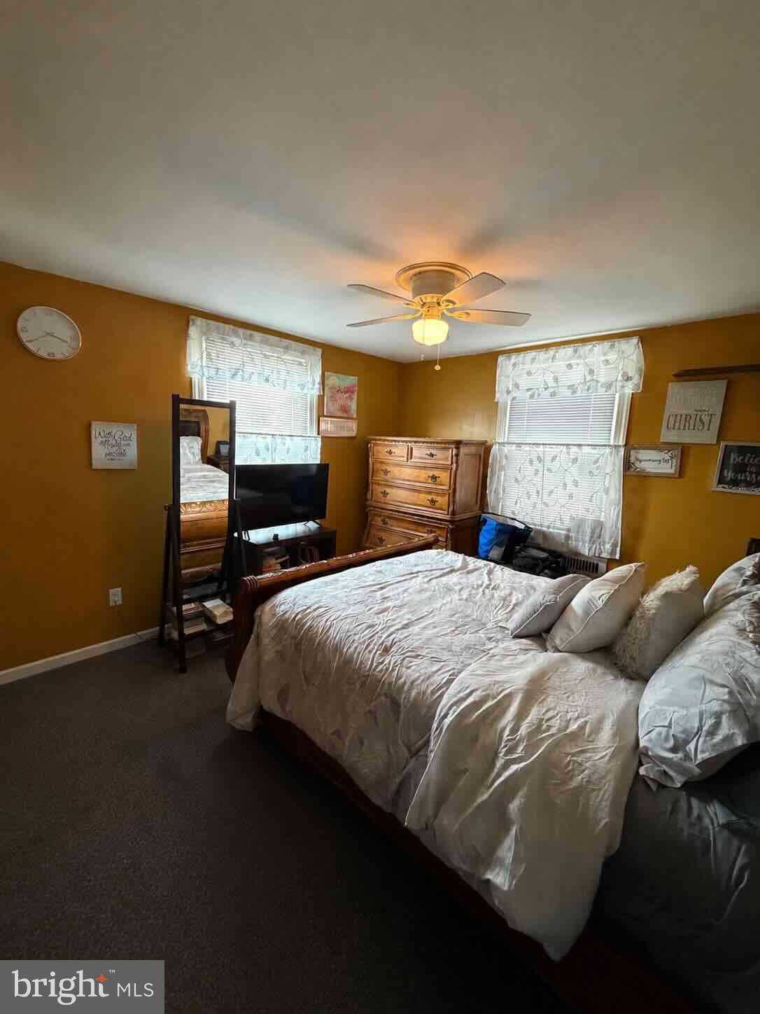 OXFORD CIRCLE - Residential