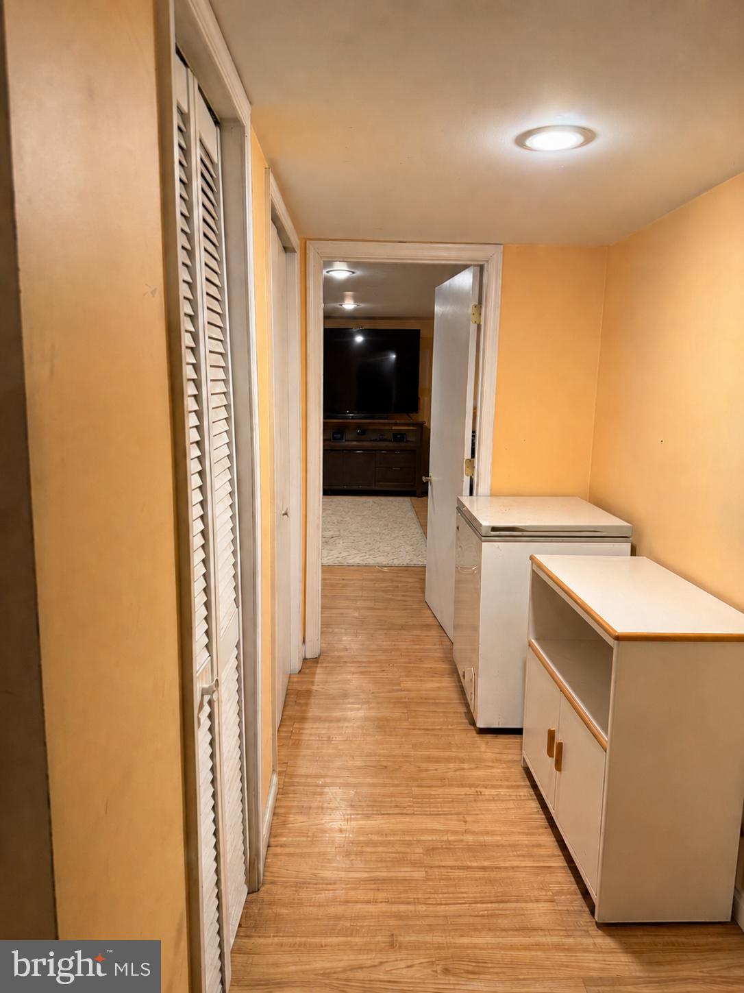 OXFORD CIRCLE - Residential