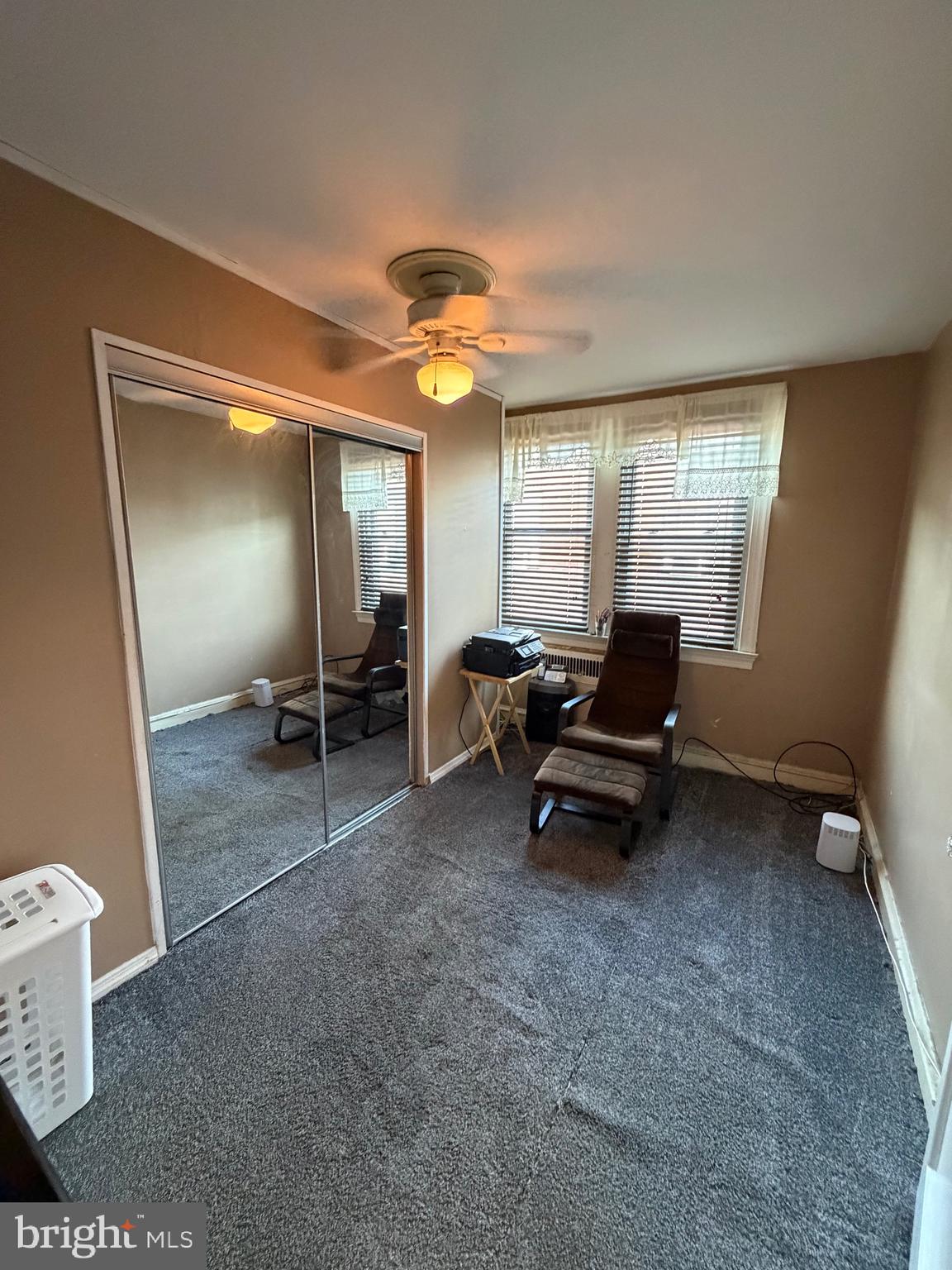 OXFORD CIRCLE - Residential