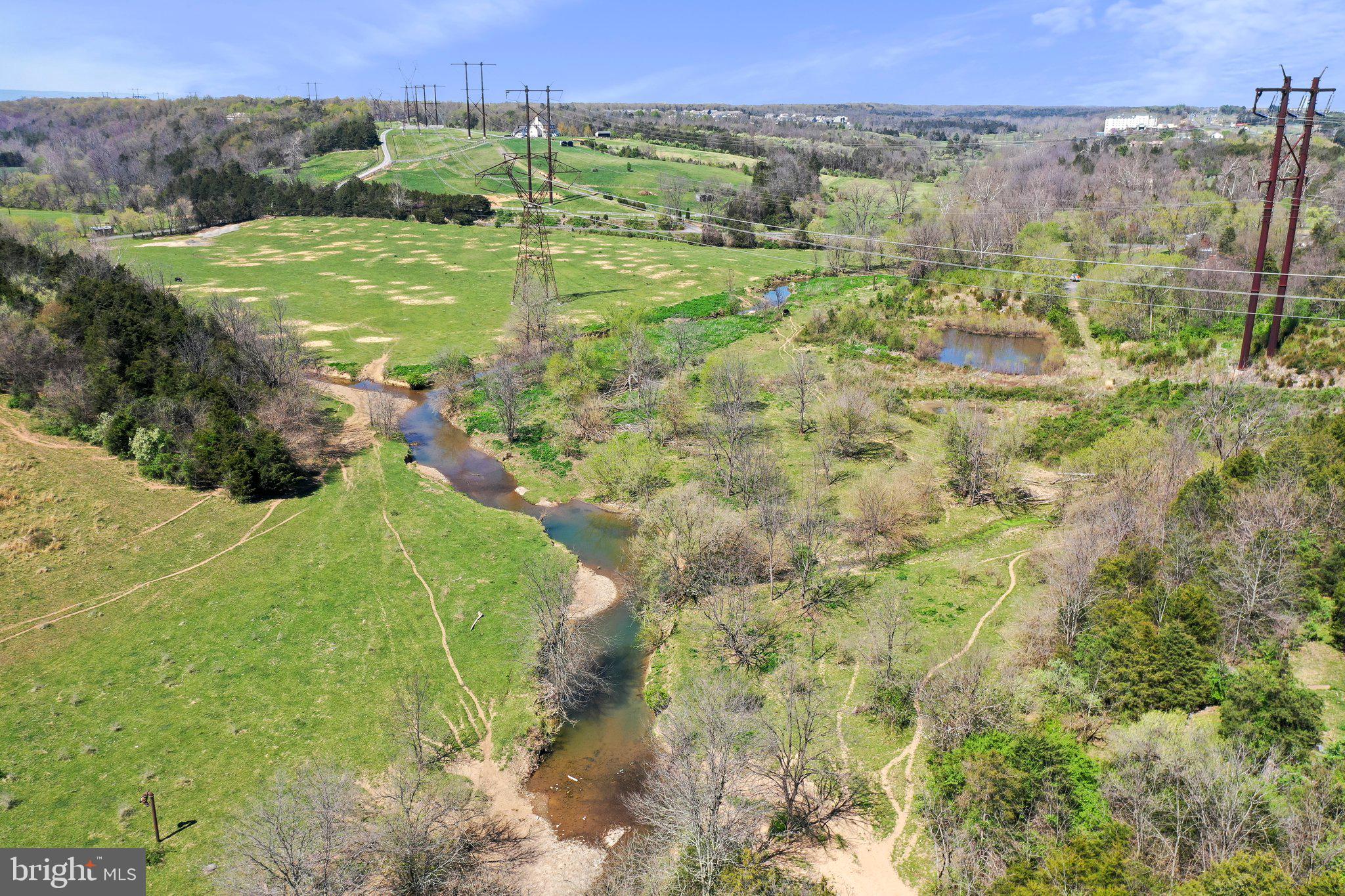 CROOKED RUN - Land