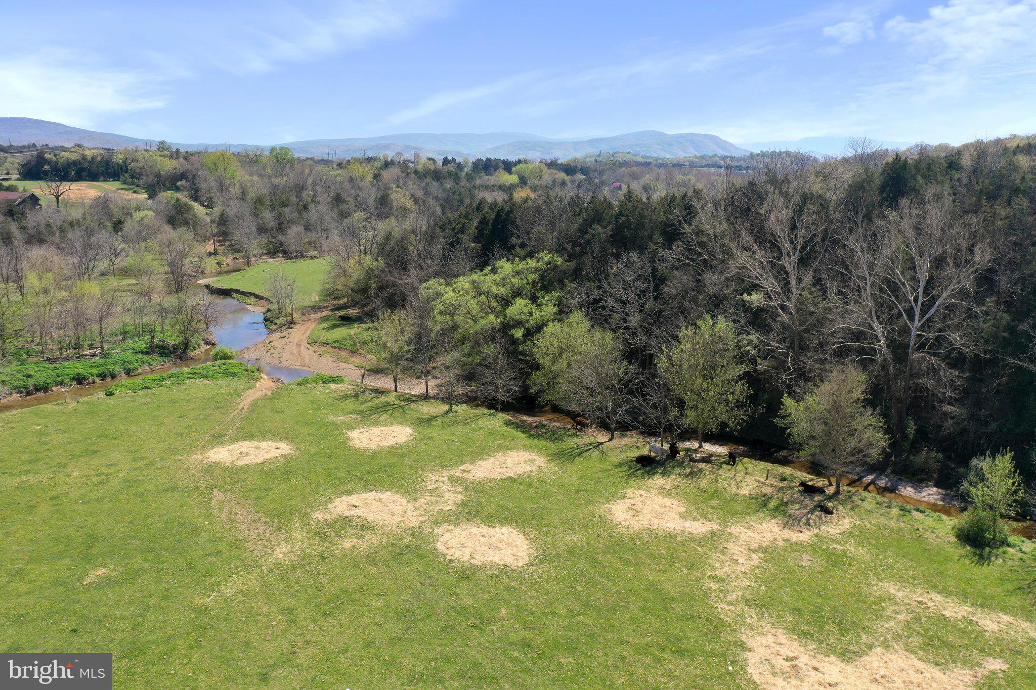 CROOKED RUN - Land