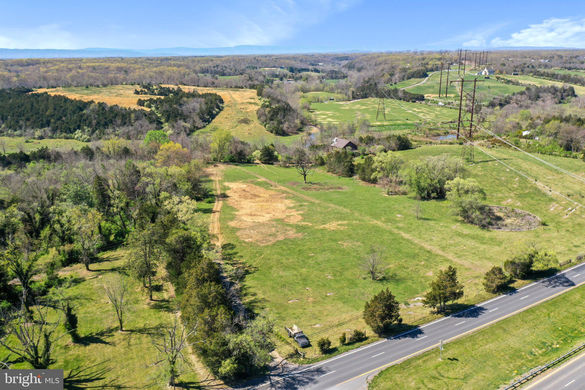 CROOKED RUN - Land