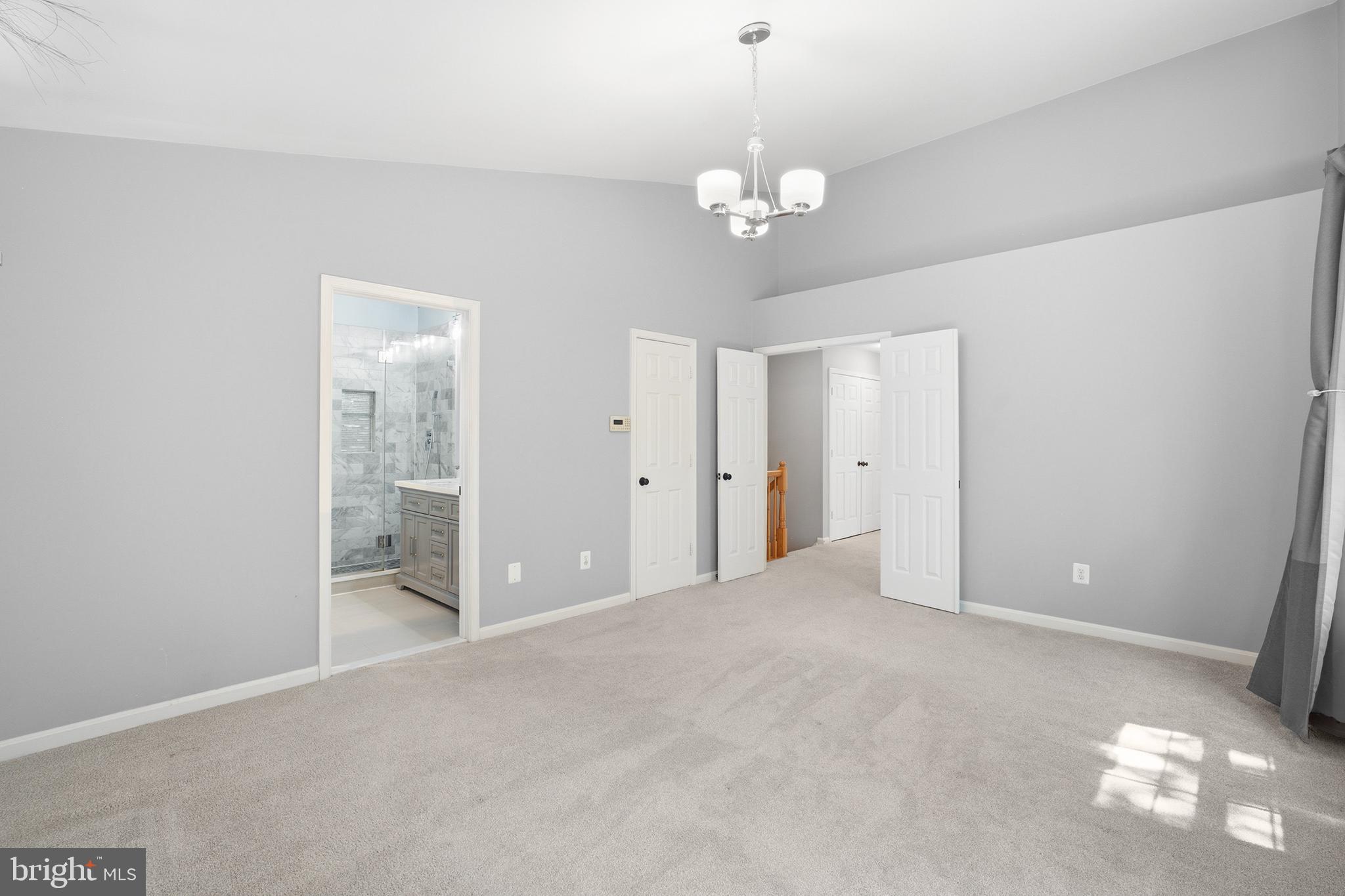 FAIRFAX RIDGE - Residential